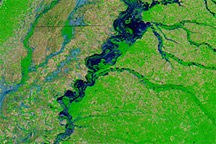 Floods Spread South along the Mississippi River