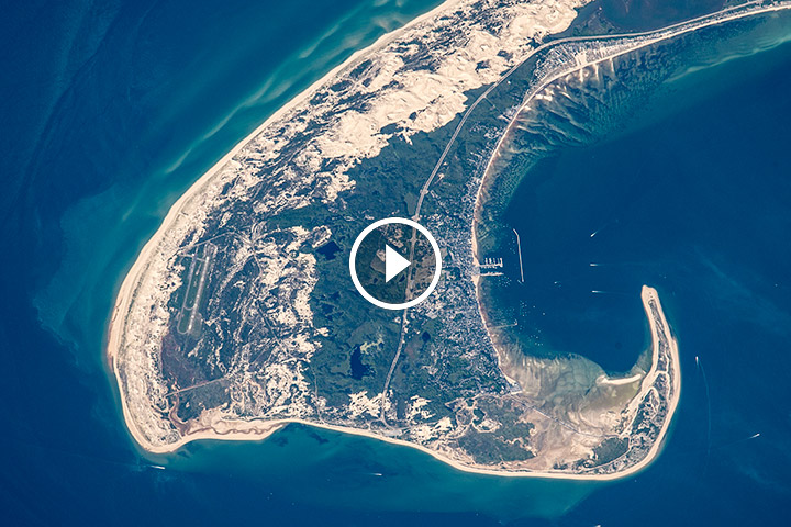 NASA Earth Observatory Goes to the Beach