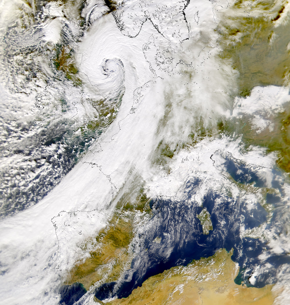 Superstorm Sweeps Over England - related image preview