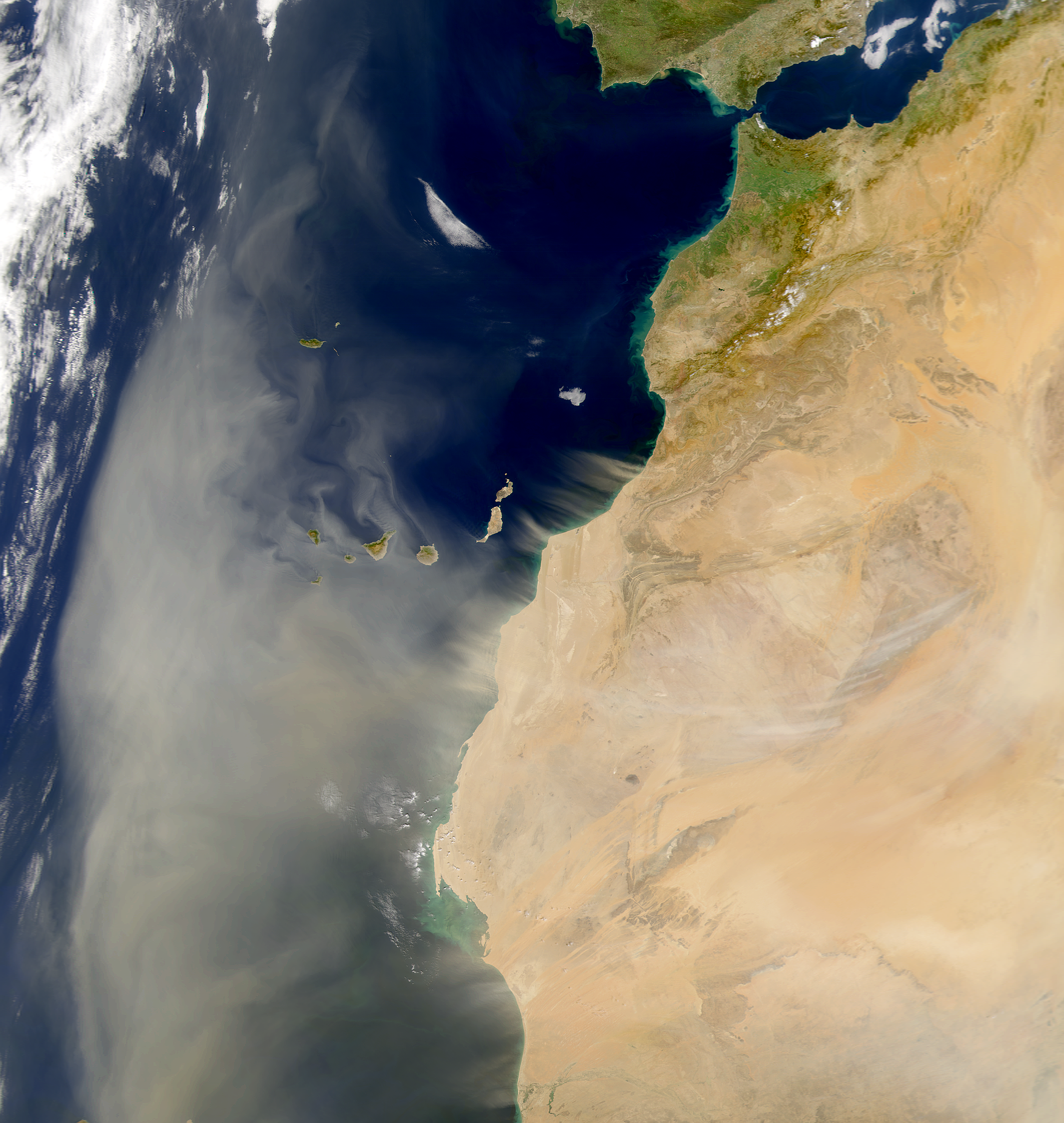 Dust and the Canary Islands - related image preview