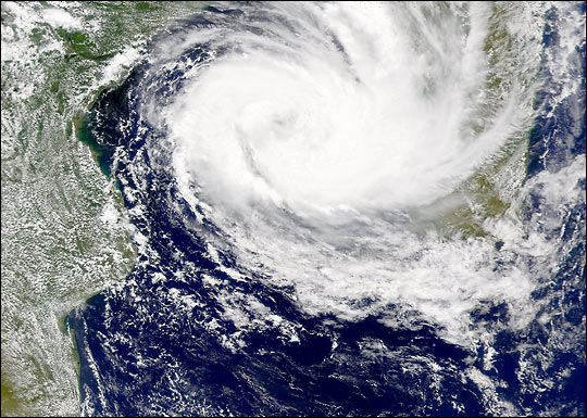 Cyclone Dera in the Mozambique Channel - related image preview