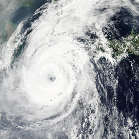 Typhoon Rusa