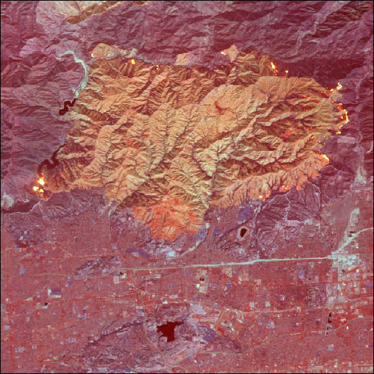 Williams Fire Northeast of Los Angeles - related image preview