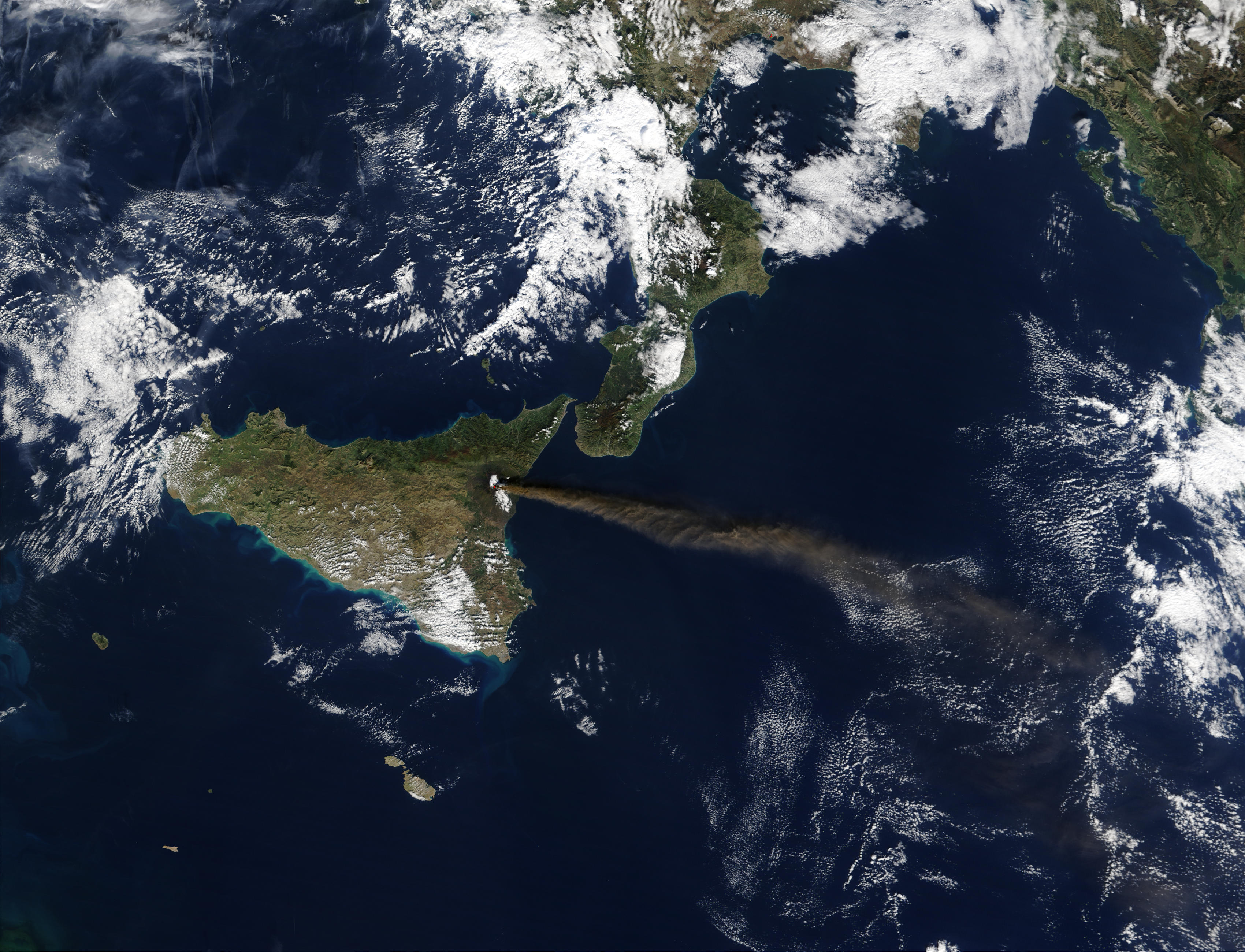 Eruption of Sicily's Mt. Etna - related image preview