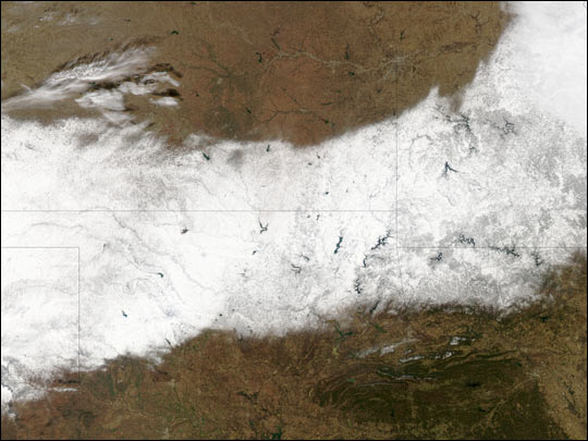 Snowstorm Rolls Across the U.S.