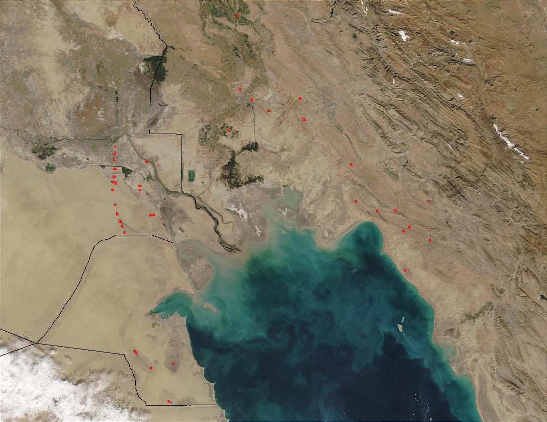 Fires and oil well gas flares in the Persian Gulf - related image preview