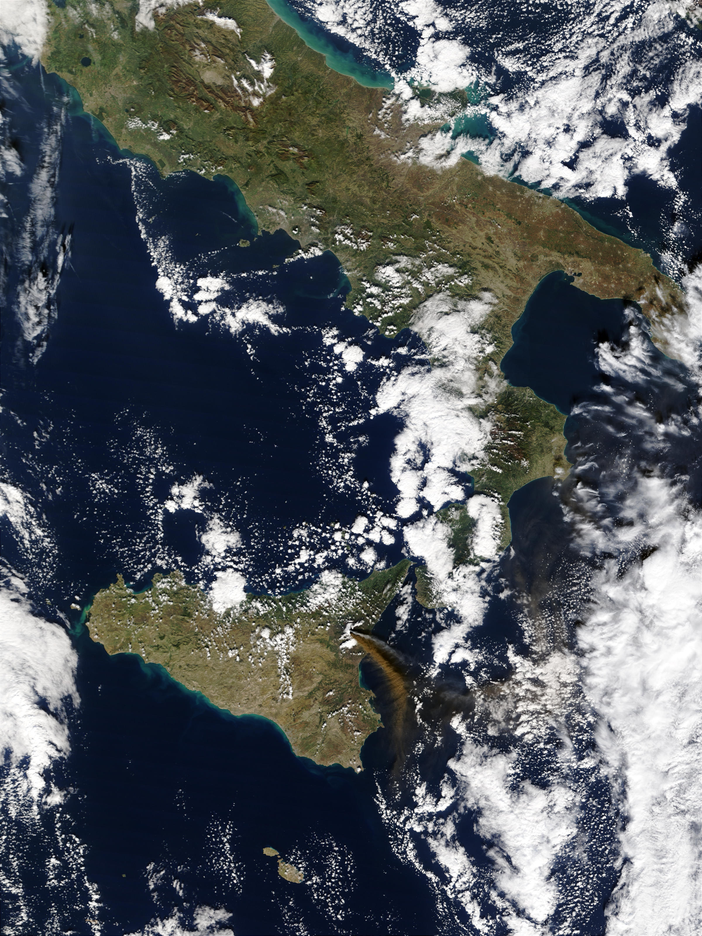 Eruption of Mt. Etna in Sicily - related image preview