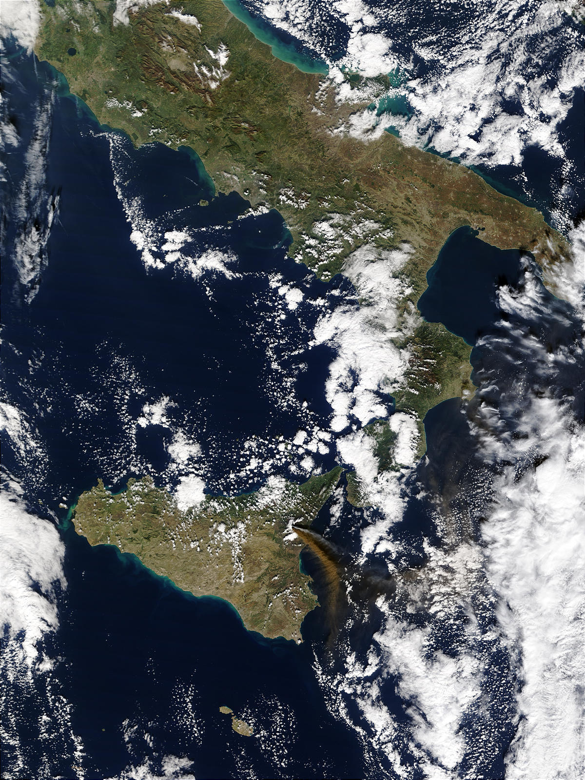 Eruption of Mt. Etna in Sicily - related image preview