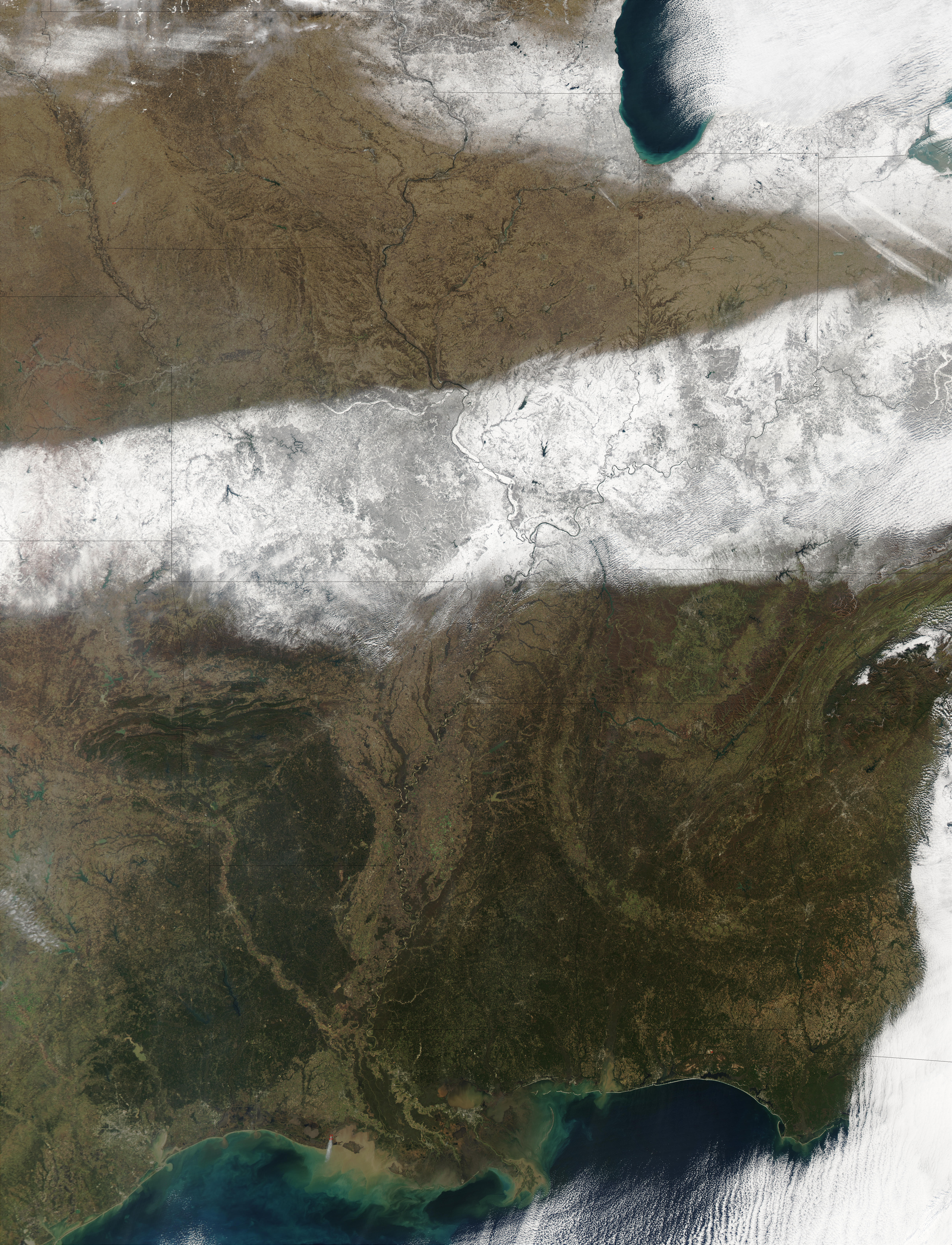 Snow trail across Central United States - related image preview