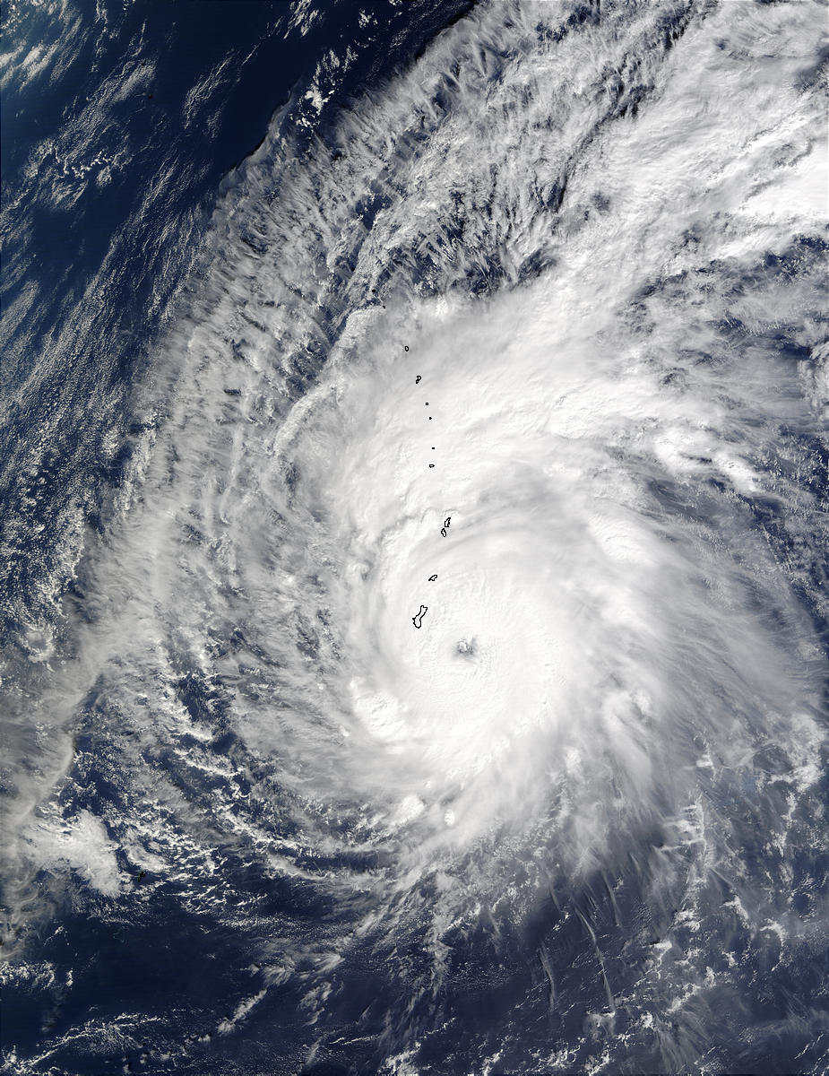 Typhoon Pongsona (31W) near Northern Mariana Islands - related image preview