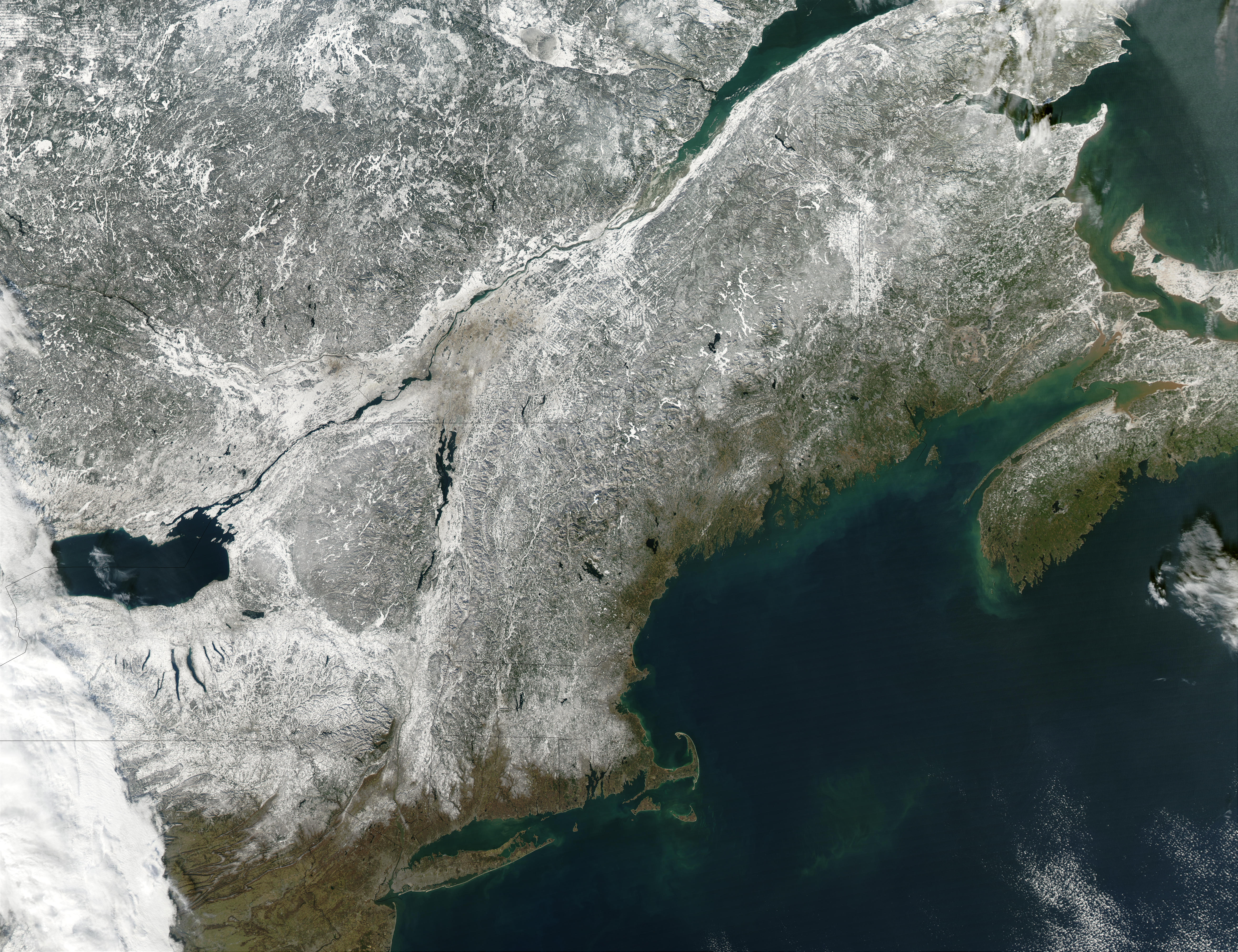 Snow in Northeast United States - related image preview