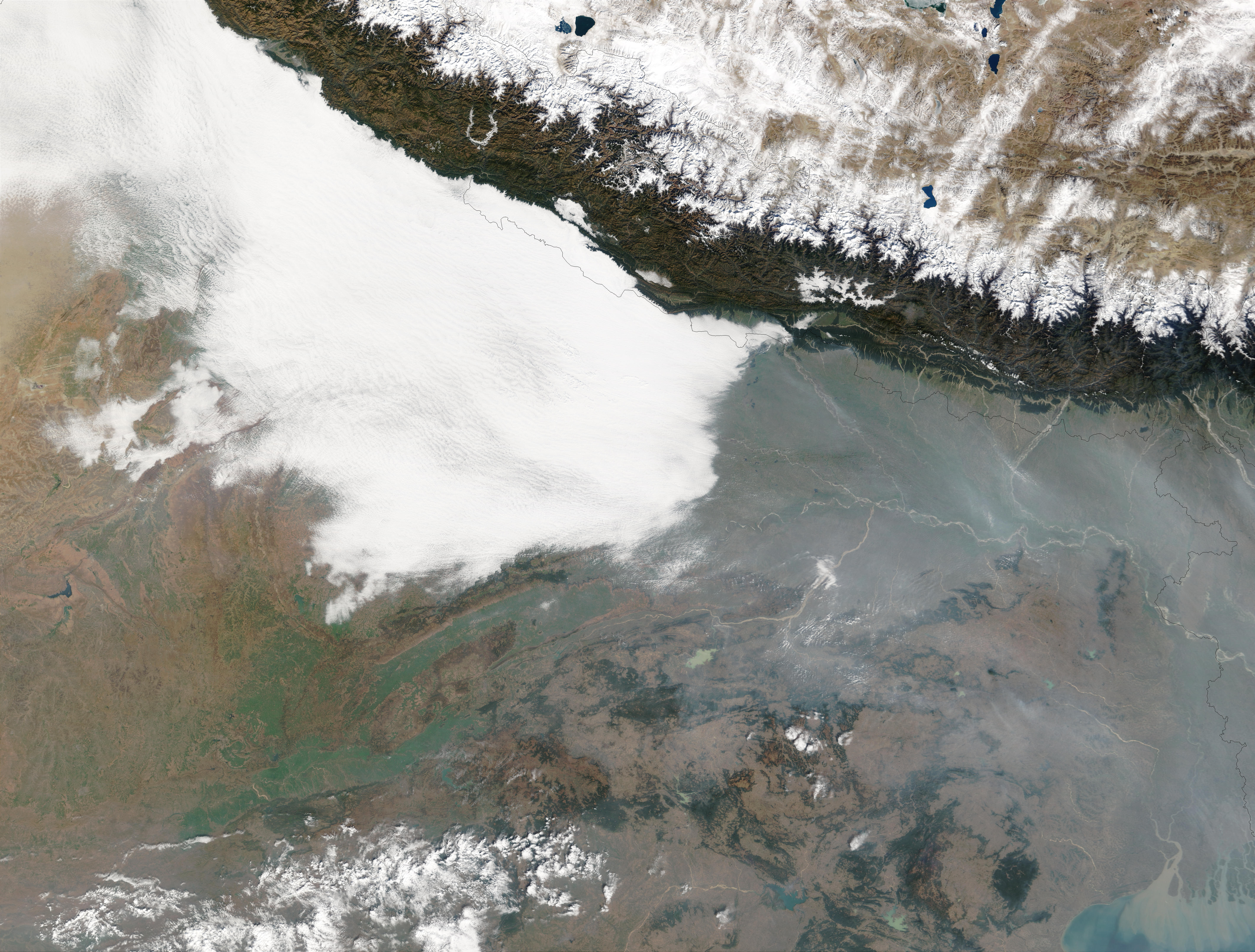 Haze and smog in Northern India - related image preview