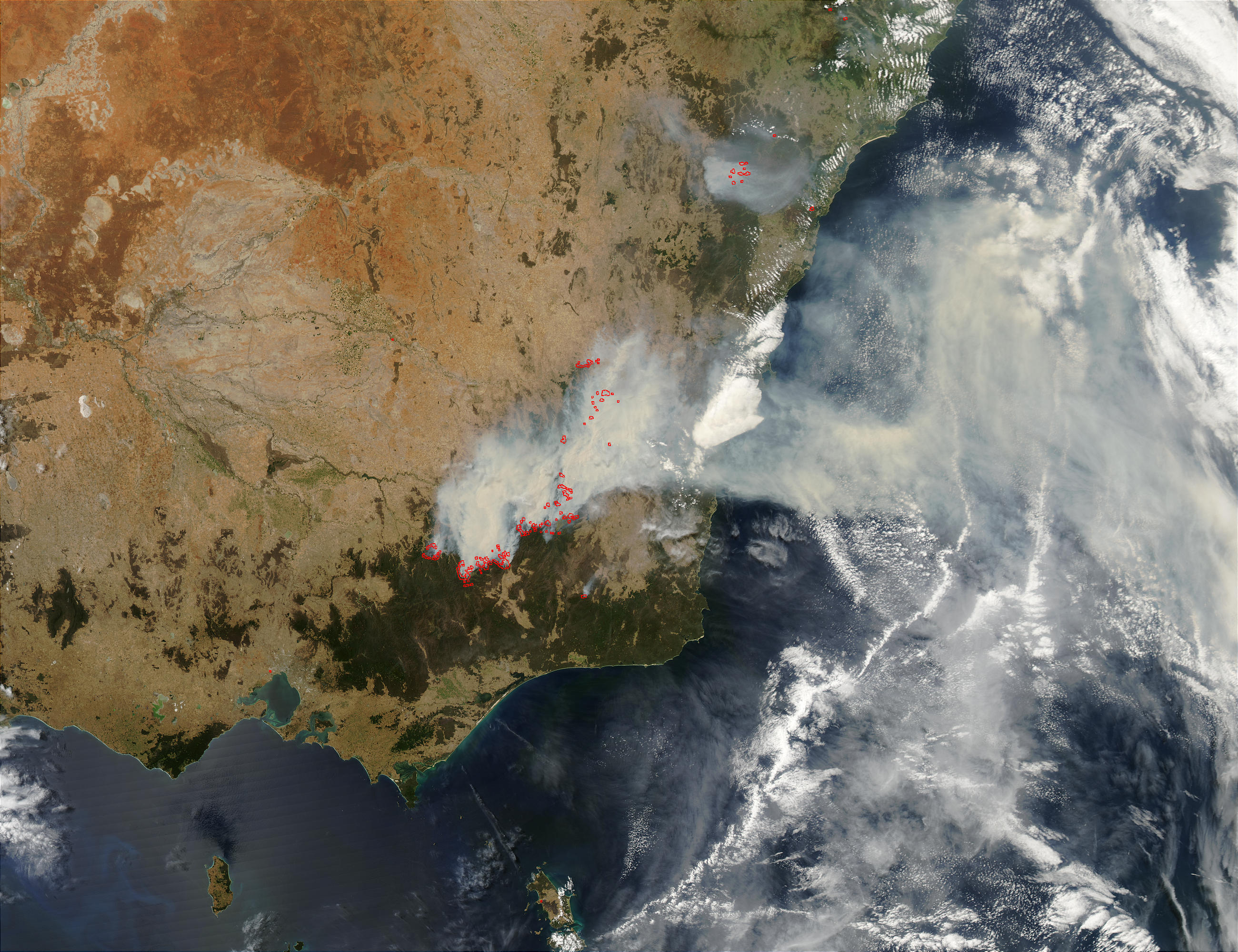 Fires and smoke in Southeast Australia (afternoon overpass) - related image preview