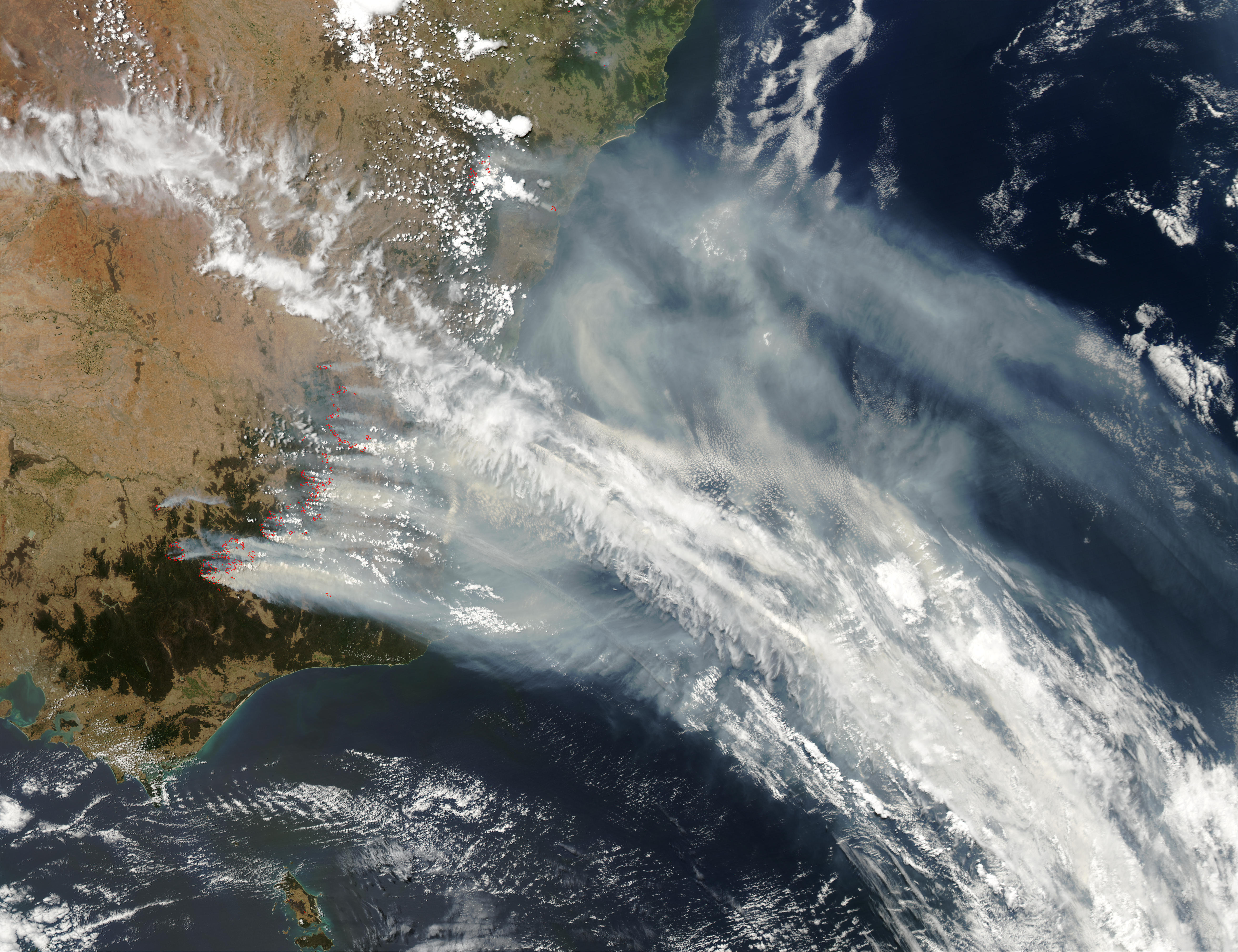 Fires and smoke in Southeast Australia (afternoon overpass) - related image preview