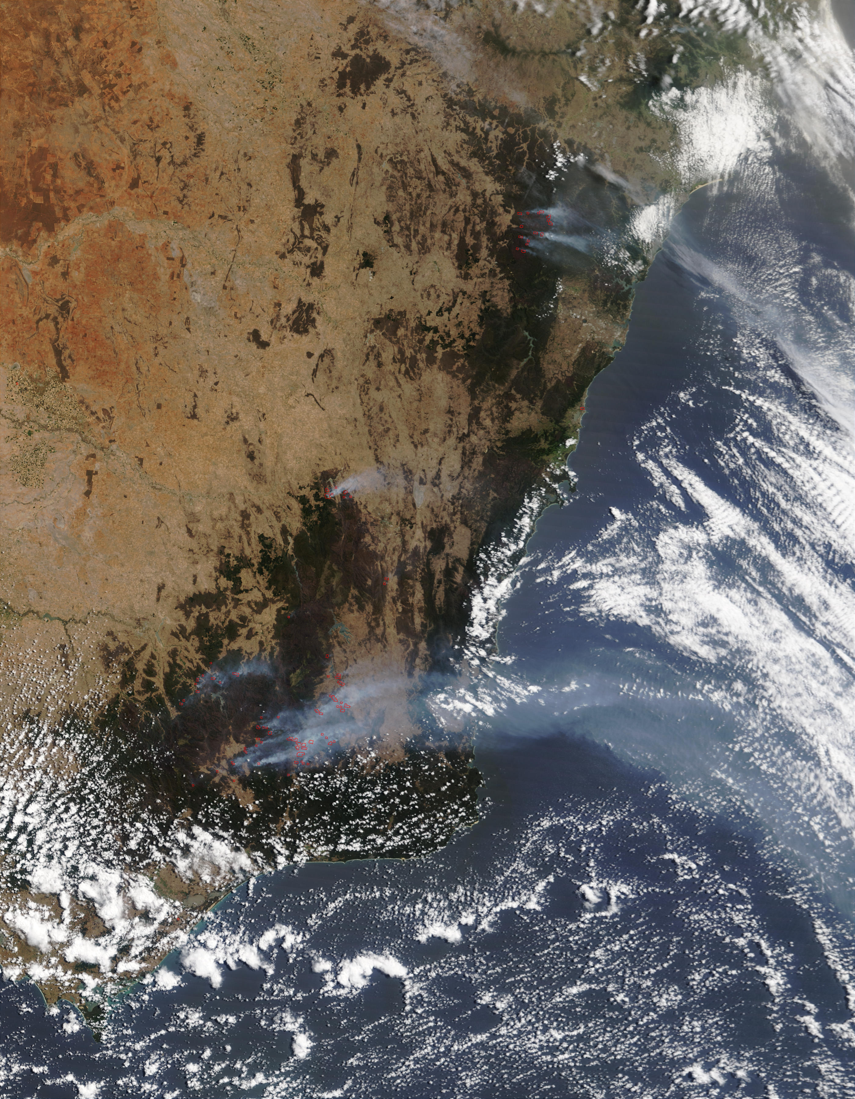 Fires and smoke in Southeast Australia - related image preview