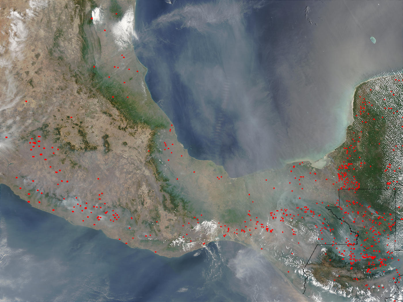 Fires and smoke across Southern Mexico