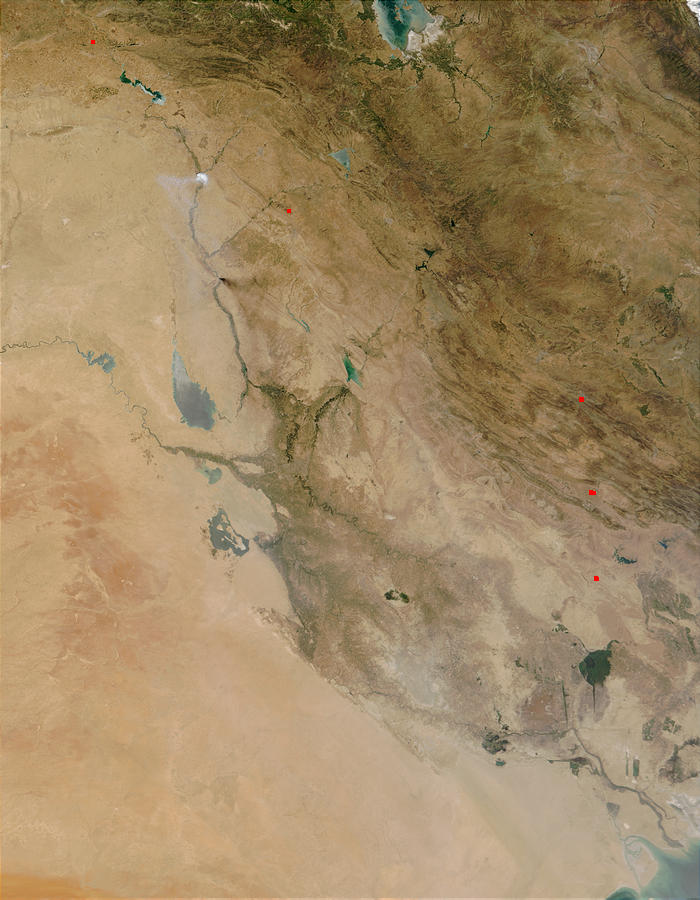 Toxic sulfur dioxide smoke across Iraq (morning overpass) - related image preview