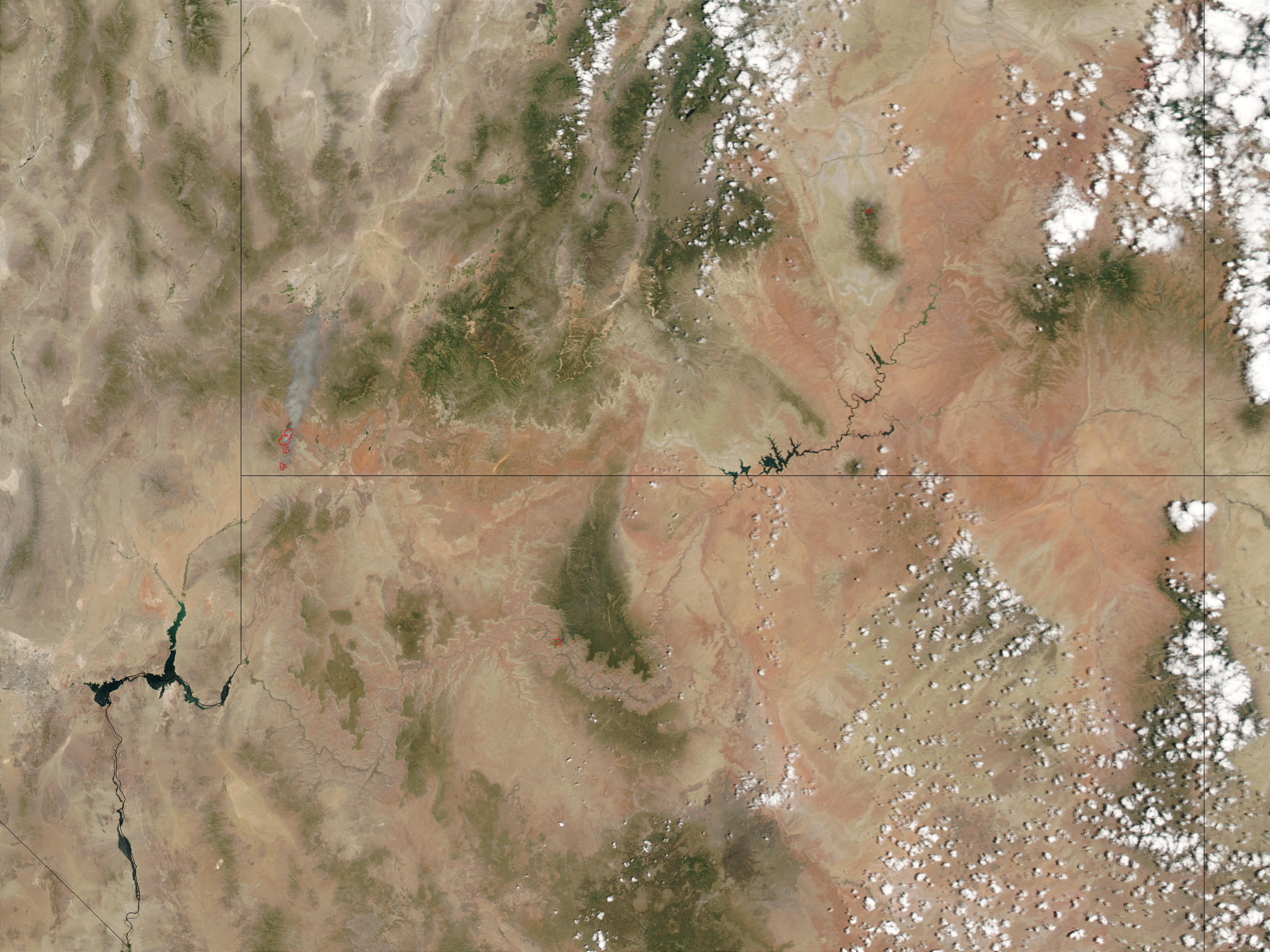 Fires in Utah and Arizona - related image preview