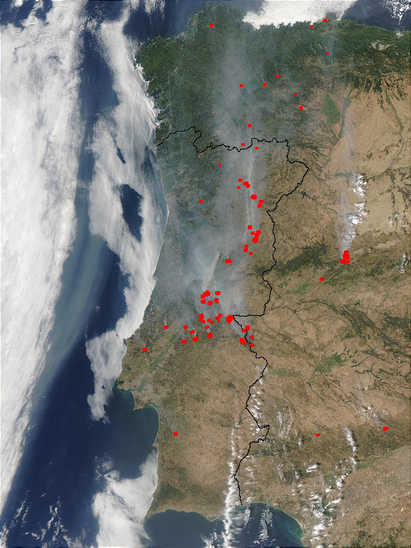 Fires and smoke across Portugal (afternoon overpass) - related image preview