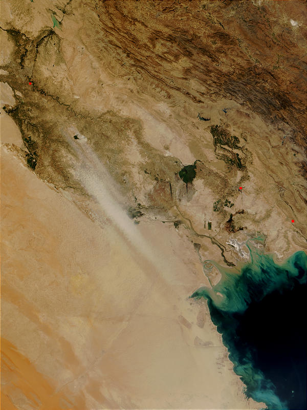 Dust storm in Iraq - related image preview