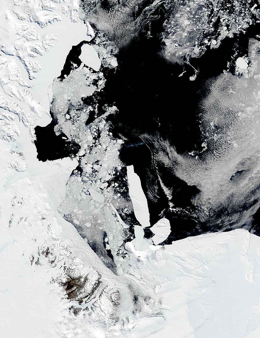 B-15A, B-15J, B-15K, and C-16 icebergs in the Ross Sea, Antarctica - related image preview