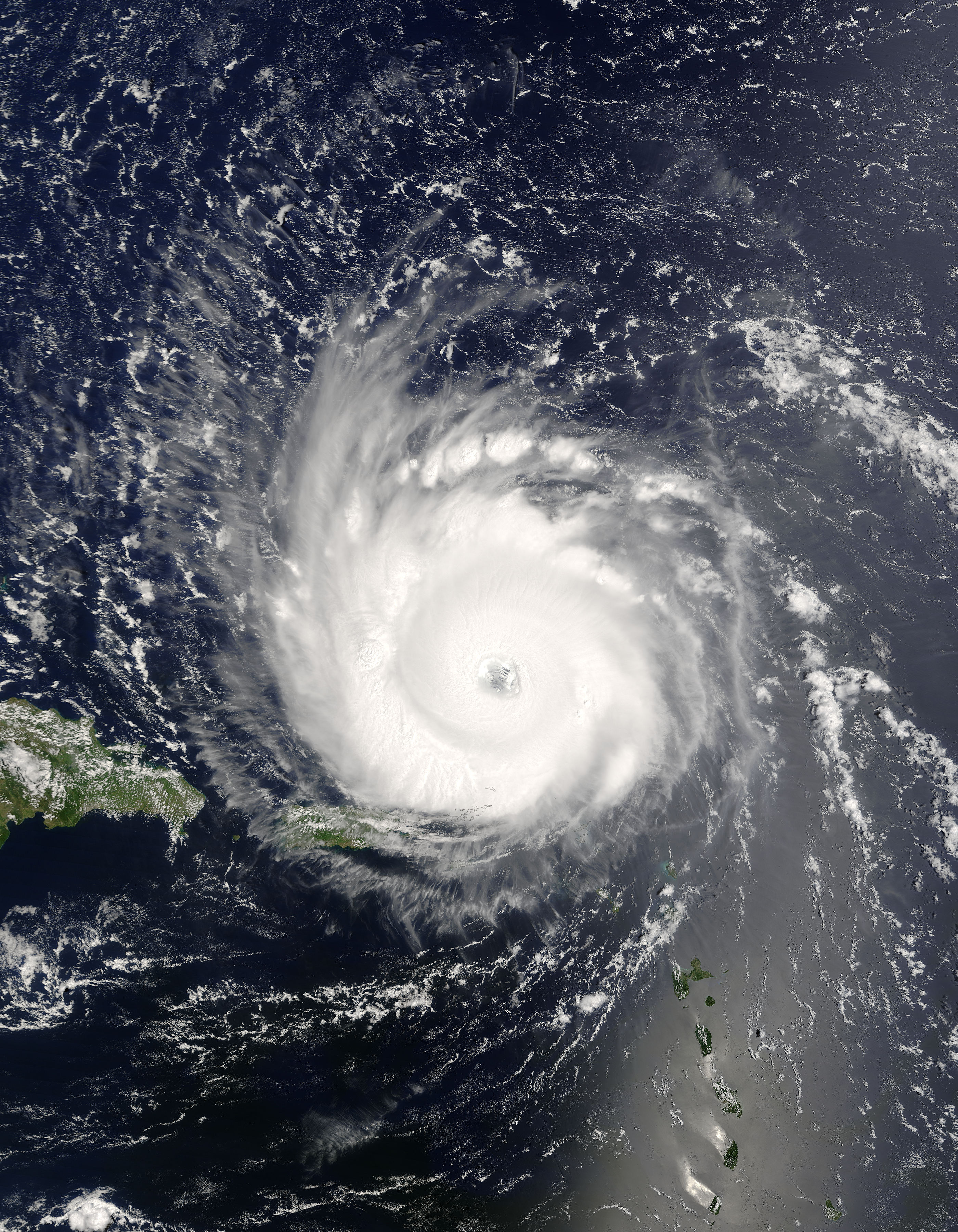 Hurricane Frances (06L) off Puerto Rico (morning overpass) - related image preview