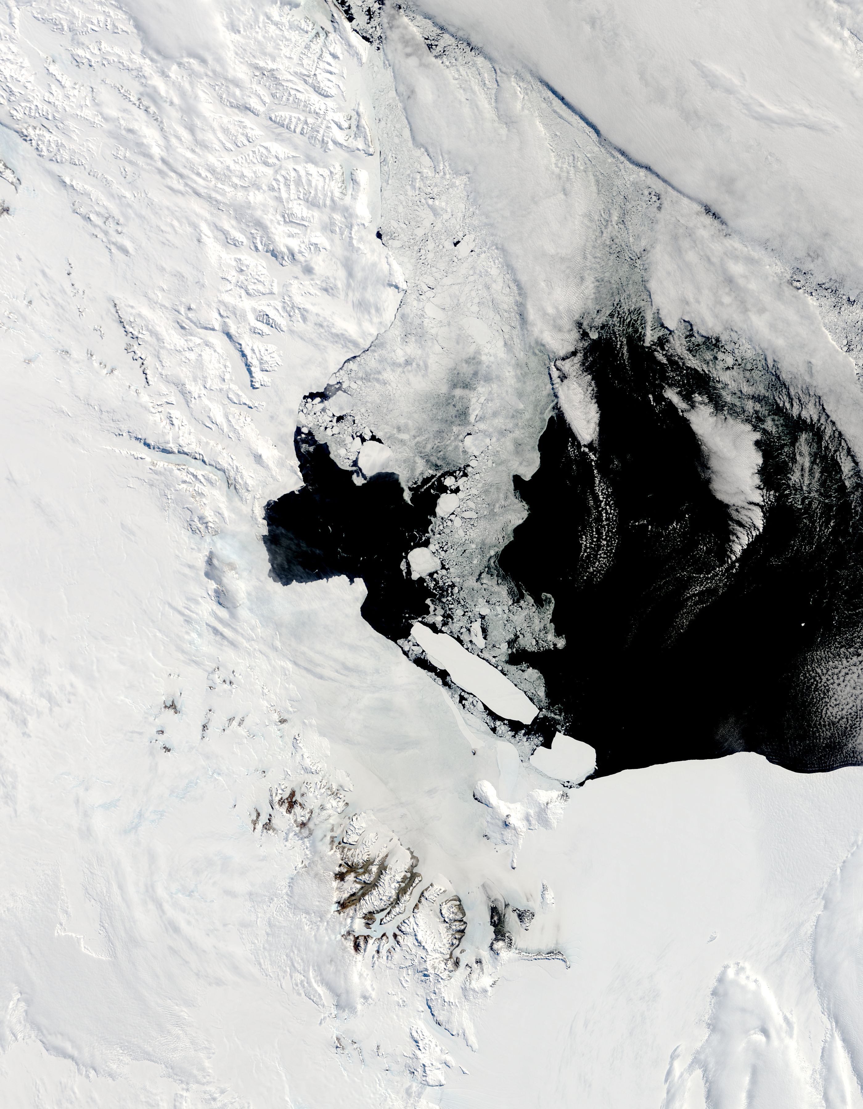 B-15A, B-15J, B-15K, and C-16 icebergs in the Ross Sea, Antarctica - related image preview