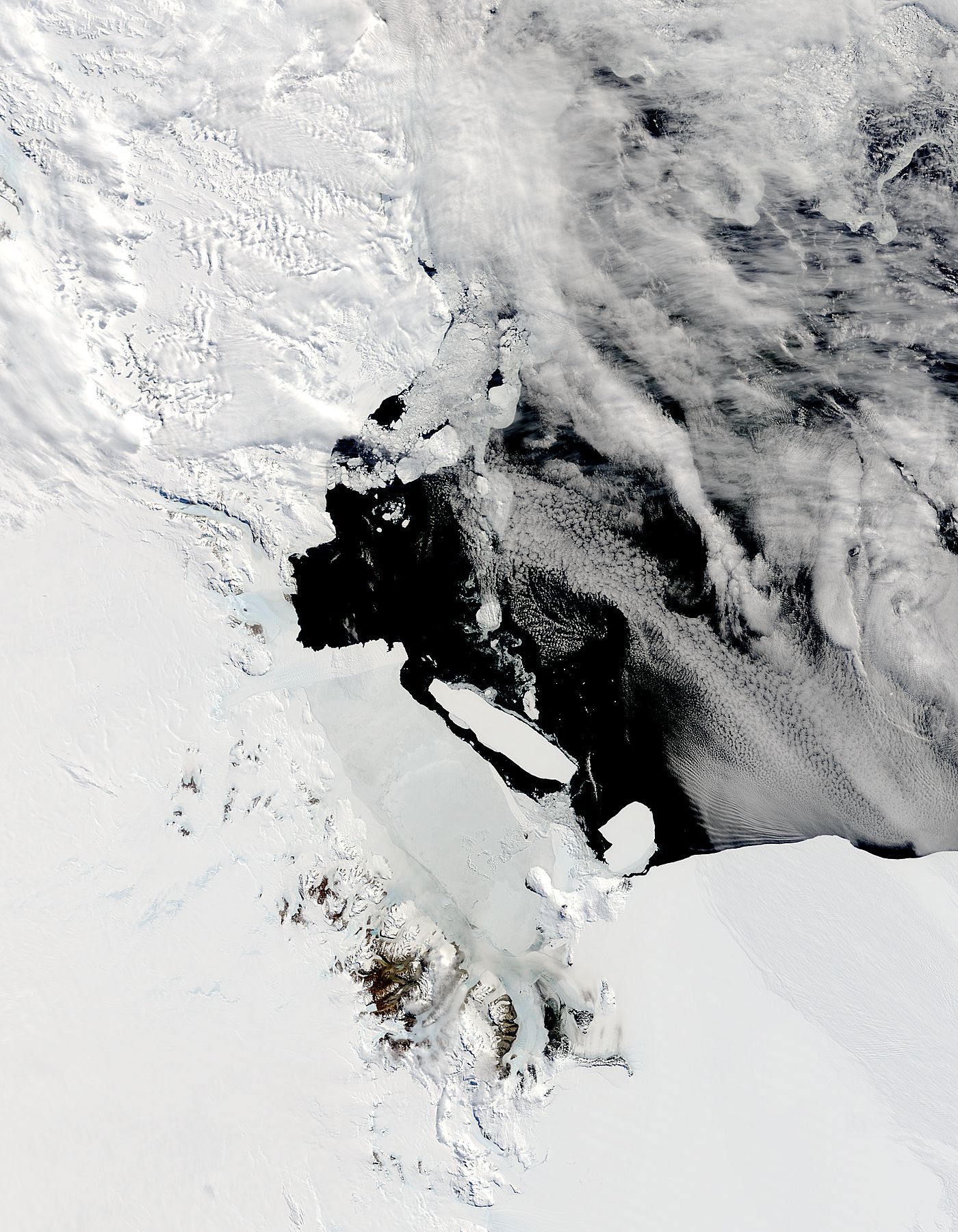 B-15A, B-15J, B-15K, And C-16 Icebergs In The Ross Sea, Antarctica