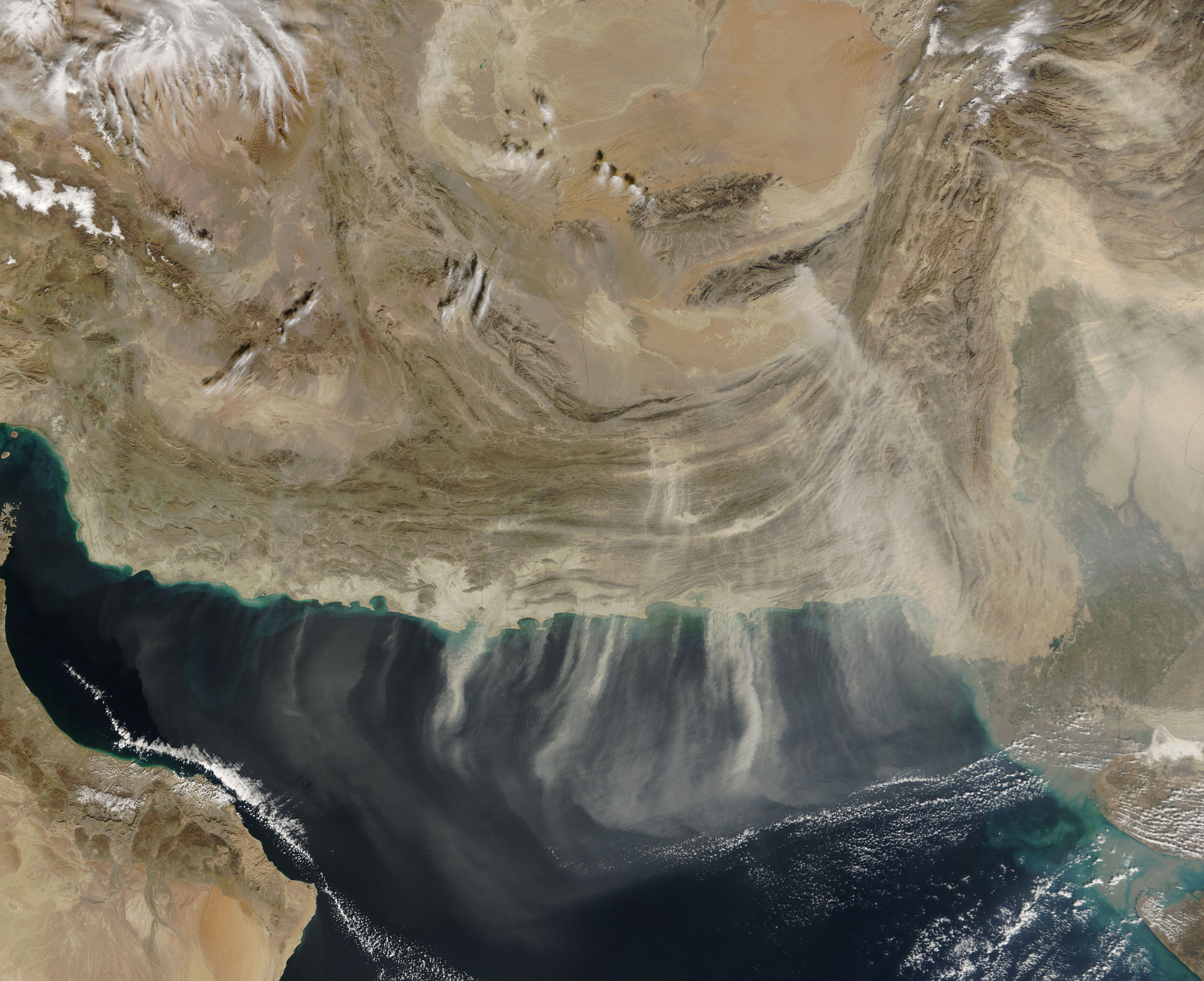 Dust storm across Pakistan - related image preview