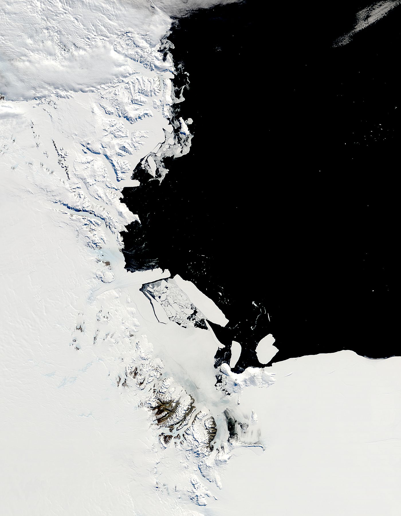 B-15A, B-15J, B-15K, and C-16 icebergs in the Ross Sea, Antarctica - related image preview