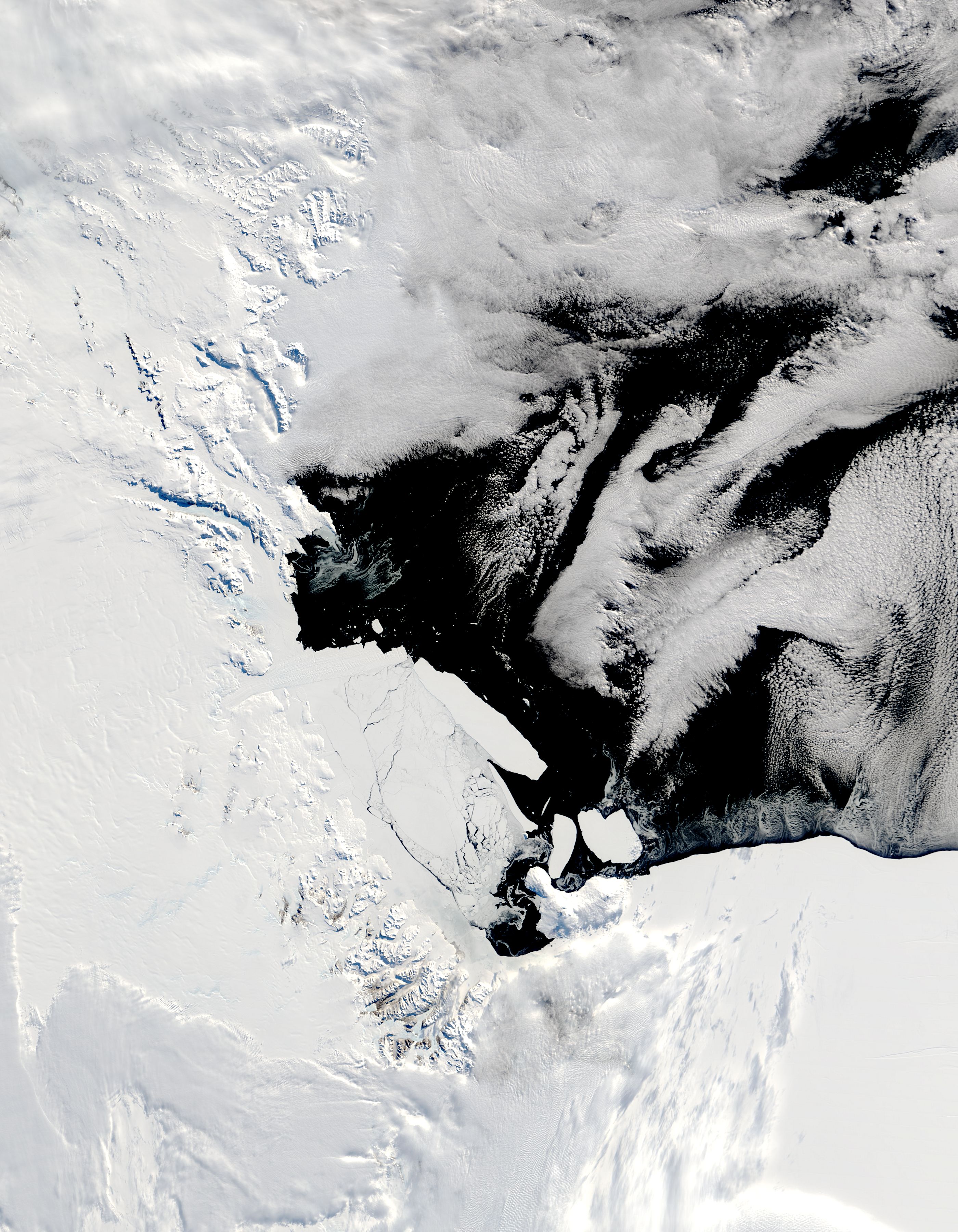 B-15A, B-15J, B-15K, and C-16 icebergs in the Ross Sea, Antarctica - related image preview