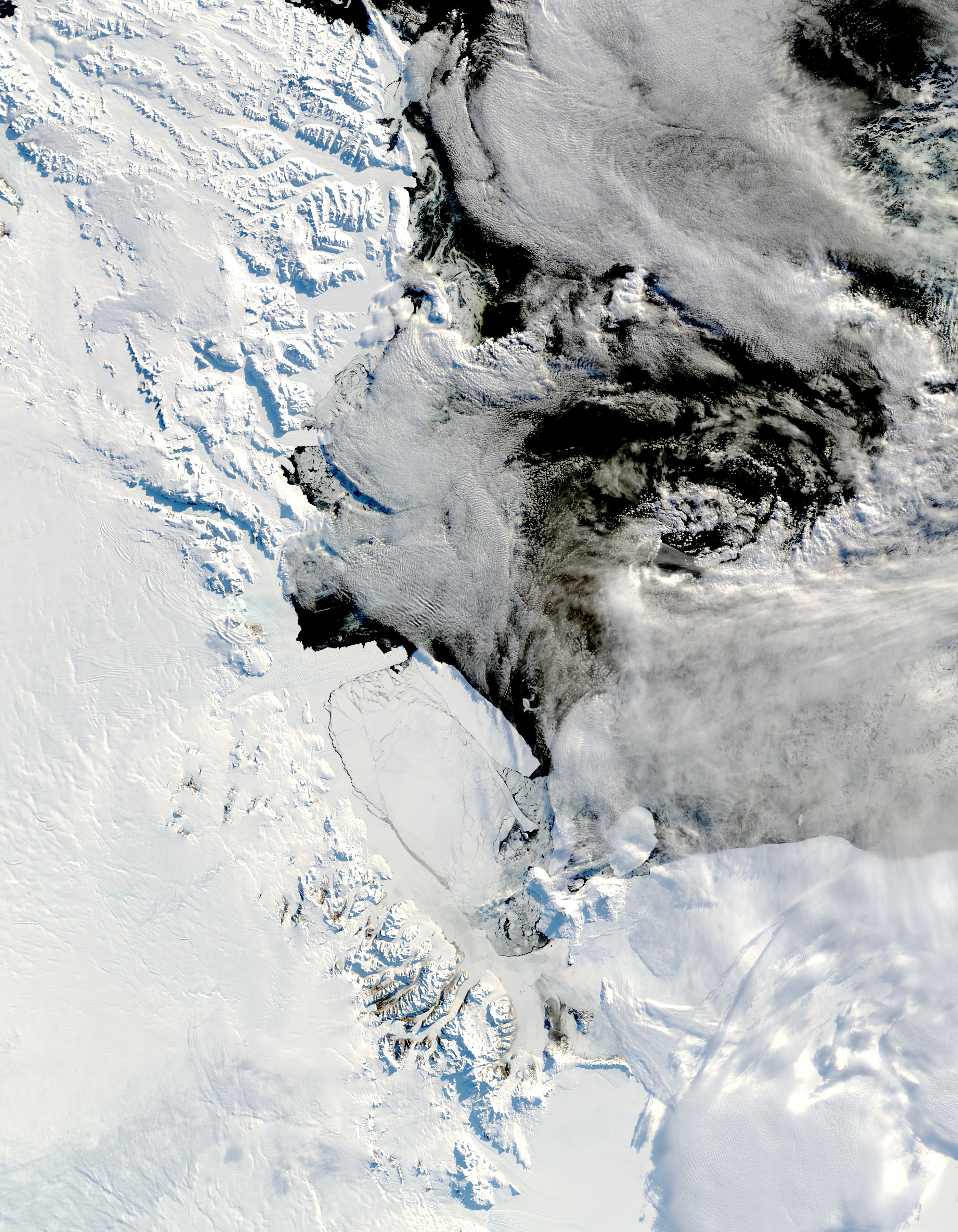 B-15A, B-15J, B-15K, and C-16 icebergs in the Ross Sea, Antarctica - related image preview
