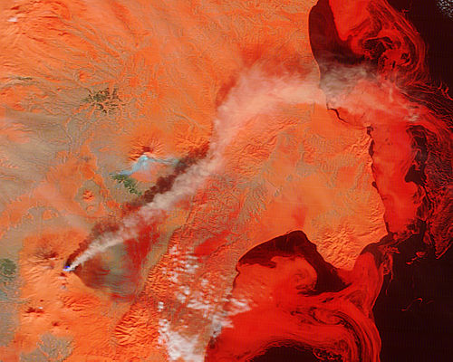 Ash plume on Kamchatka Peninsula, eastern Russia (false color) - related image preview