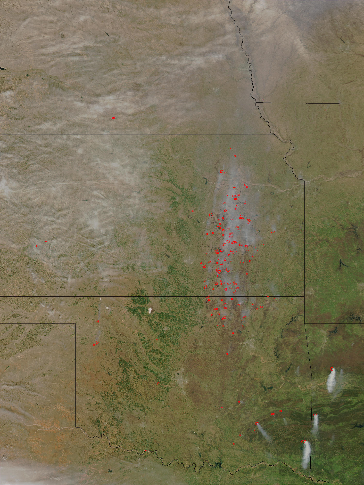 Fires in Central U.S. - related image preview