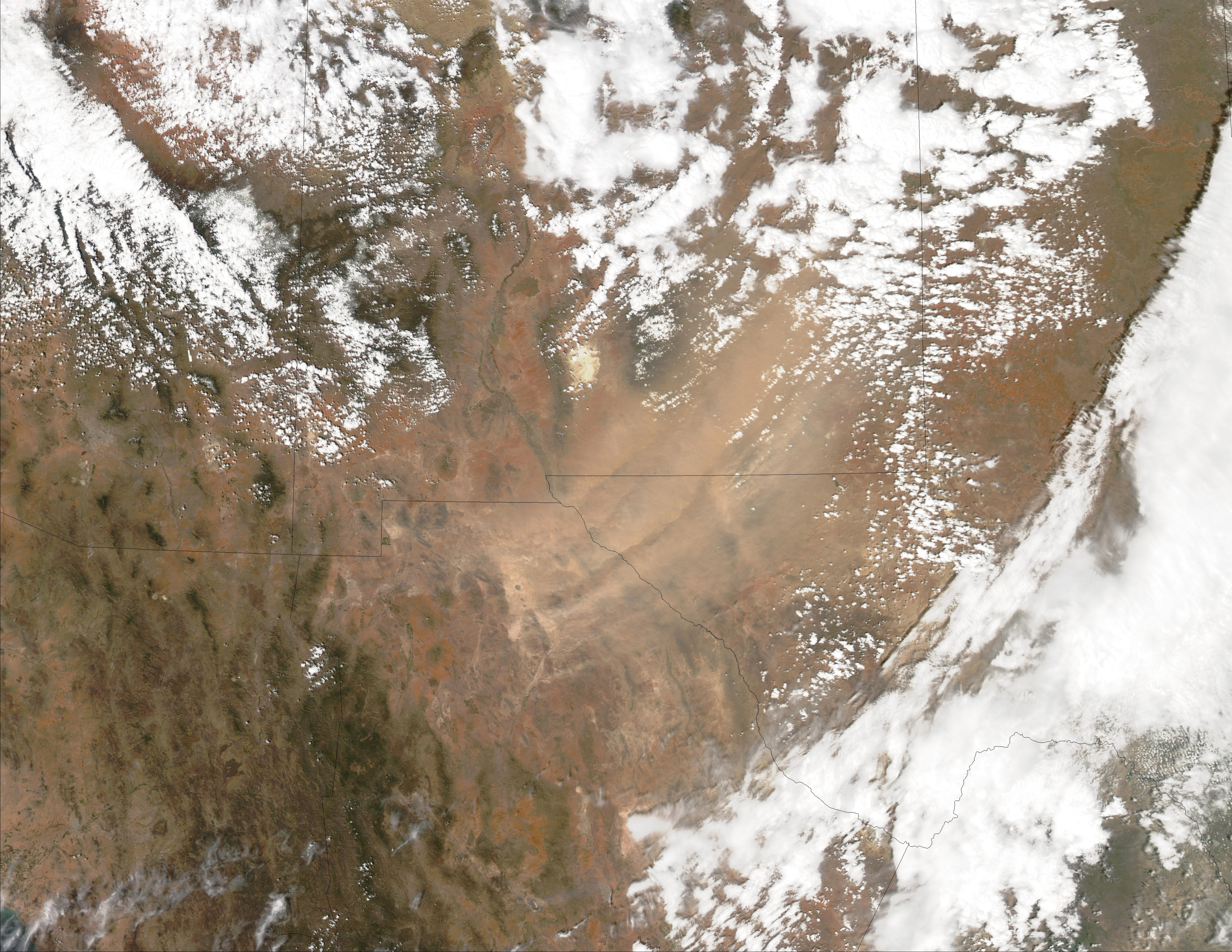 Blowing Dust Affects Mexico and the U.S. - related image preview