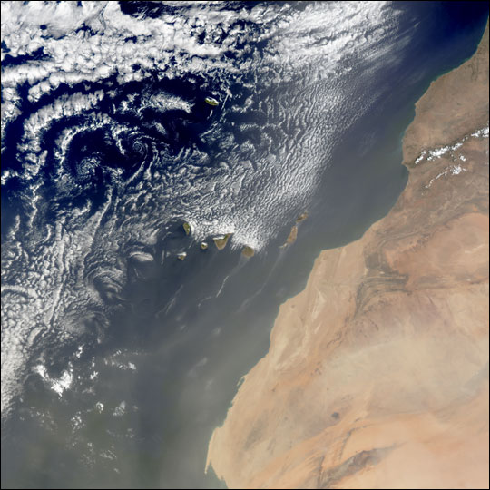 Saharan Dust over the Canary Islands