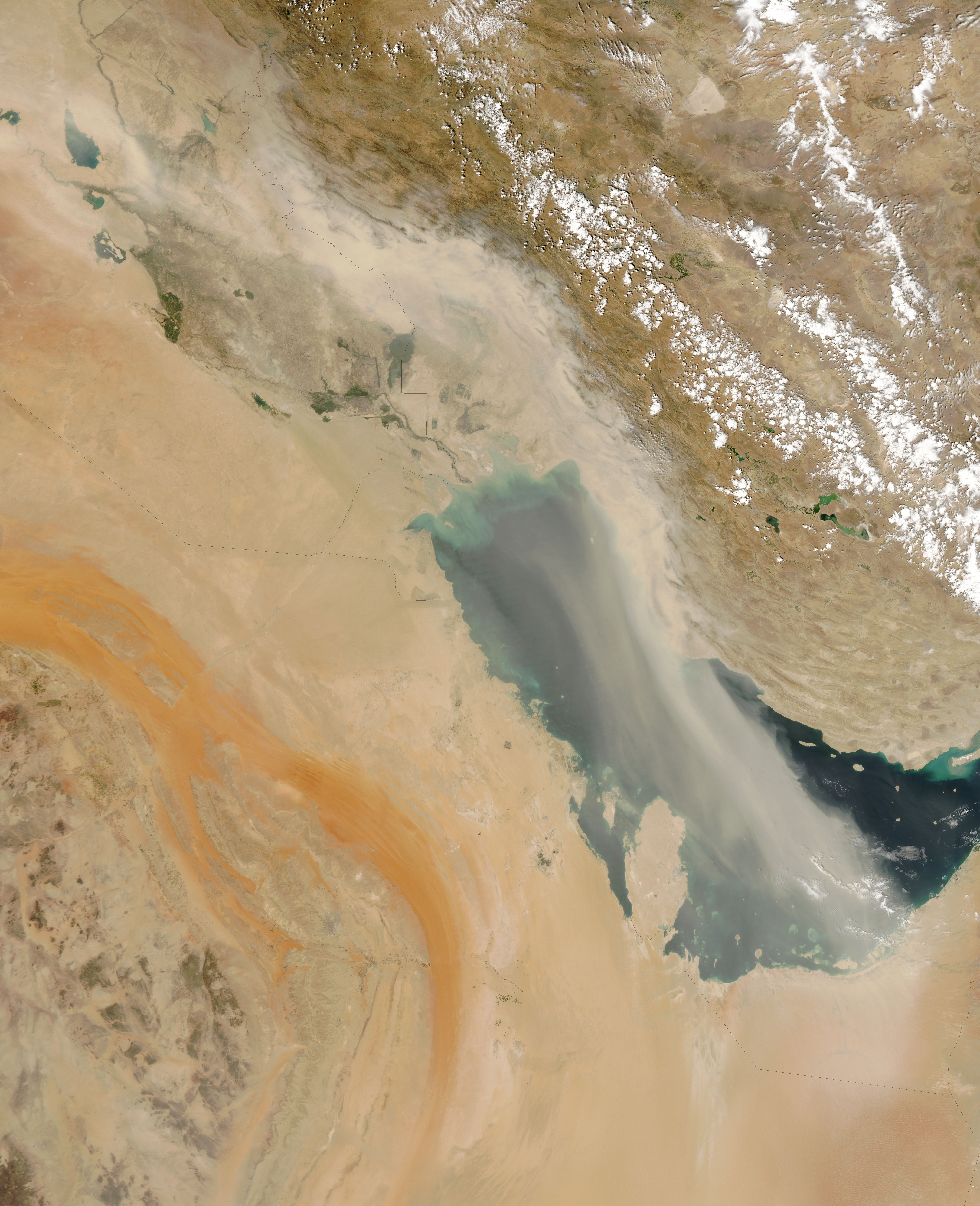 Dust storm over the Persian Gulf - related image preview