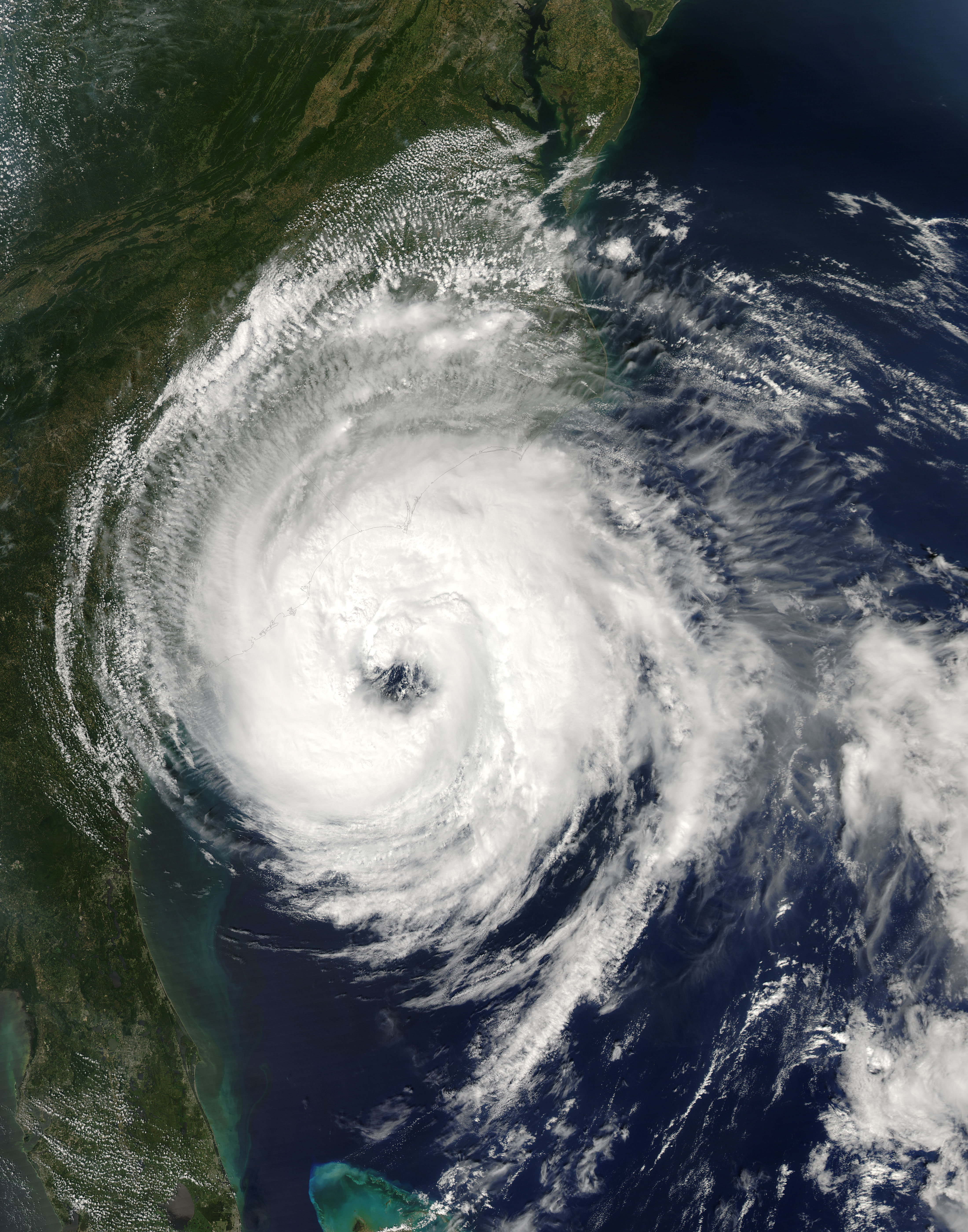 Hurricane Ophelia (16L) off the Carolinas - related image preview