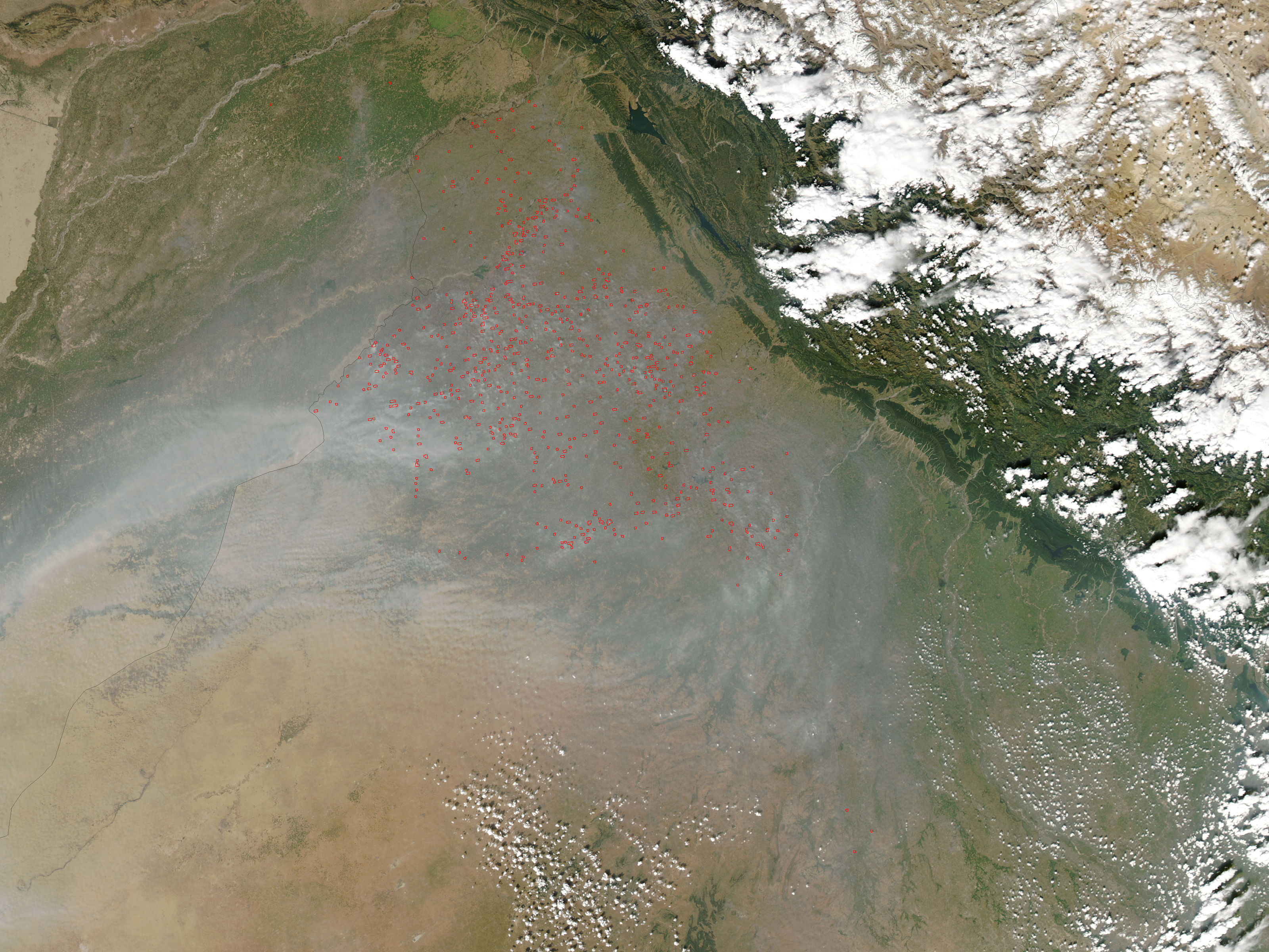 Intense agricultural fires and smoke in Northwest India - related image preview