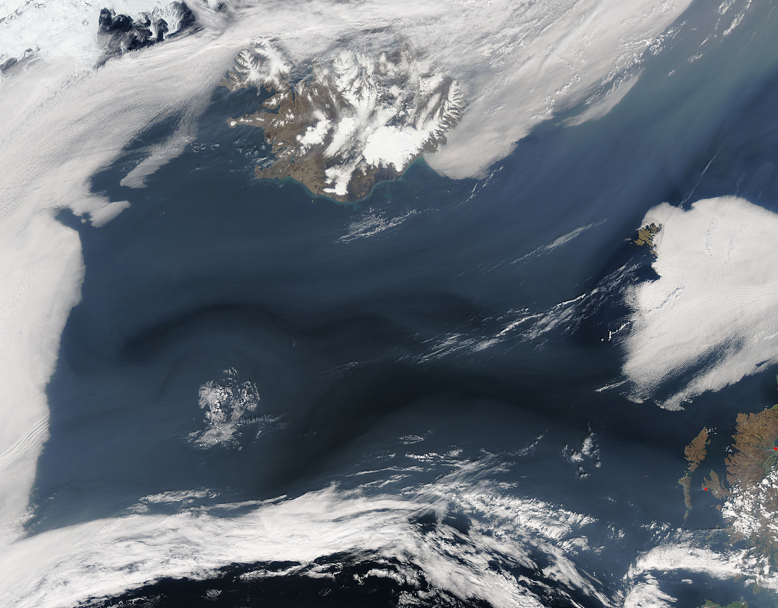 Smoke over the northern Atlantic Ocean - related image preview