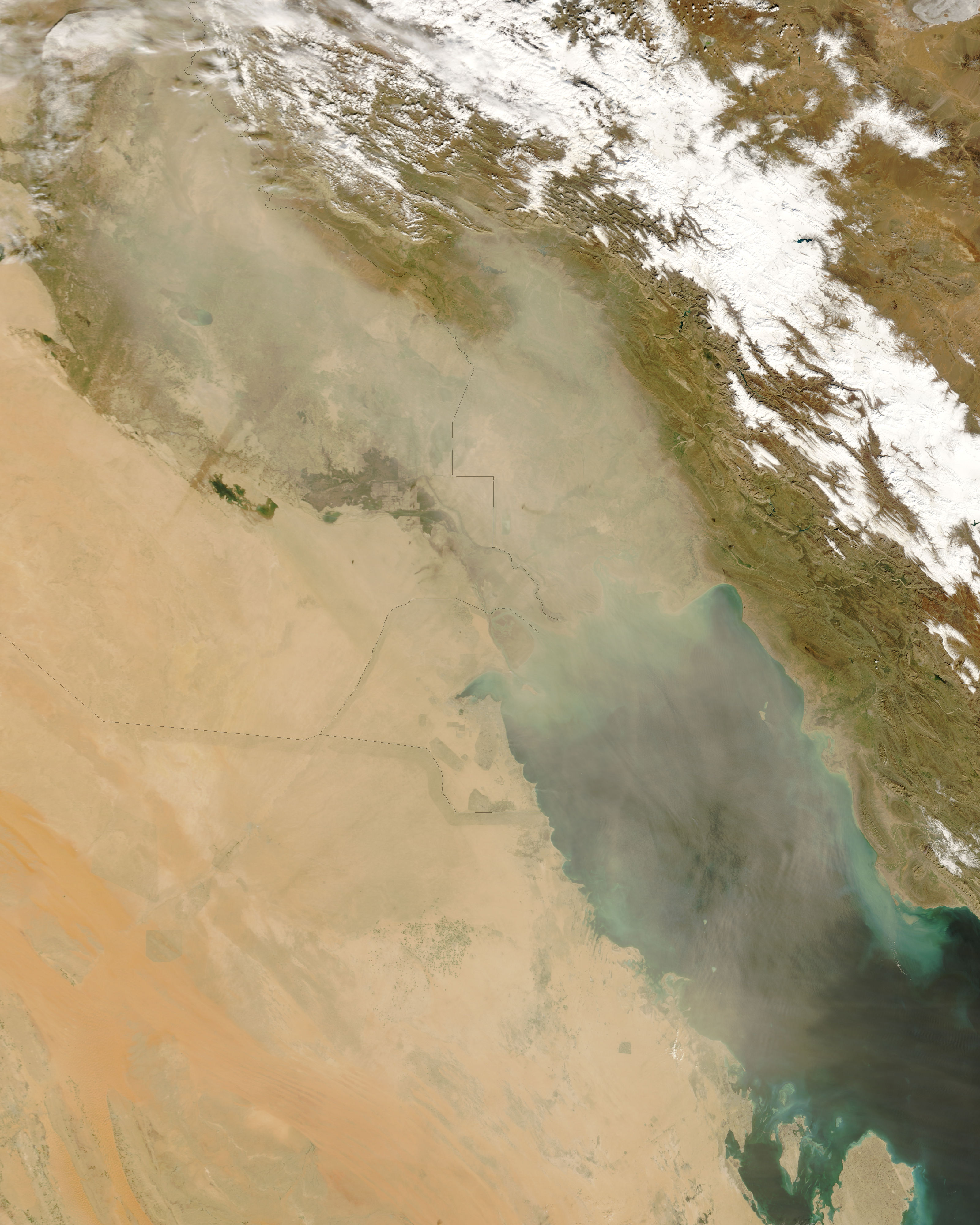 Dust storm over the Persian Gulf - related image preview