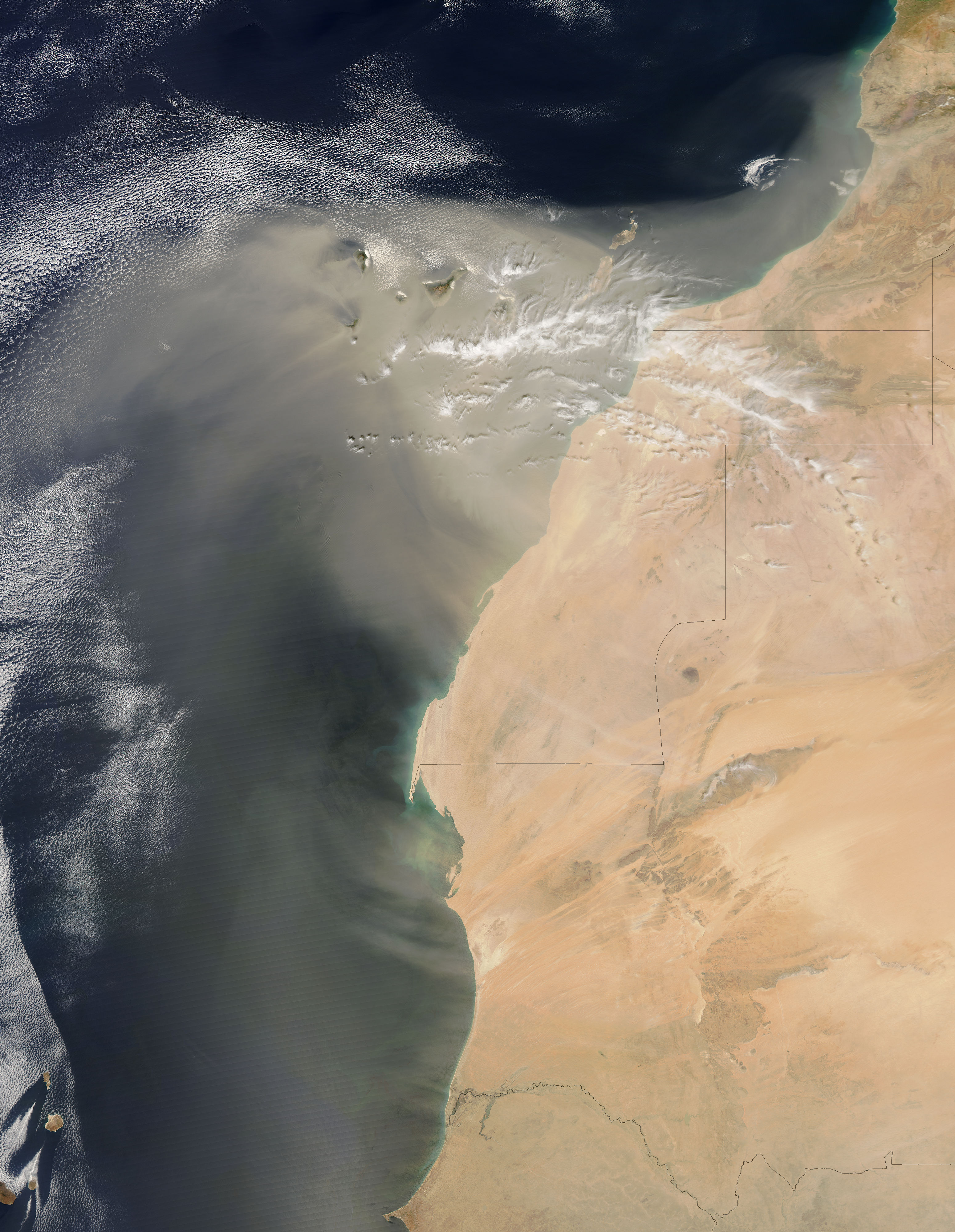 Saharan dust over the Canary Islands - related image preview