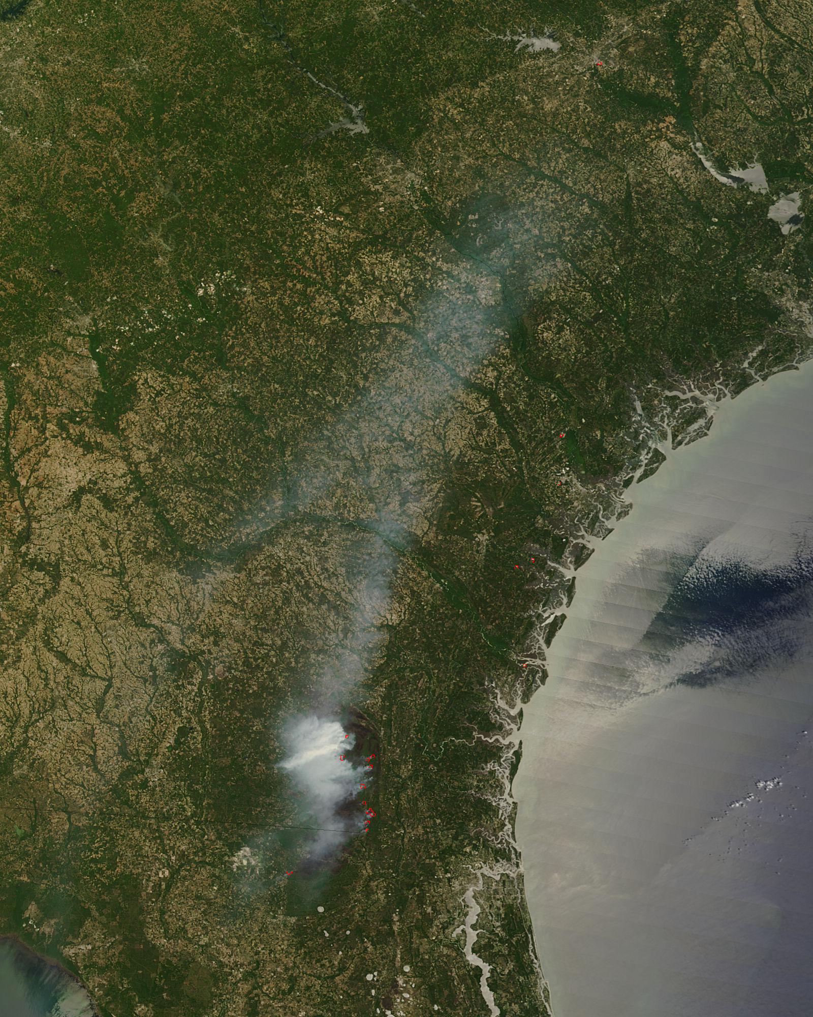 Fires and smoke in Georgia and Florida - related image preview