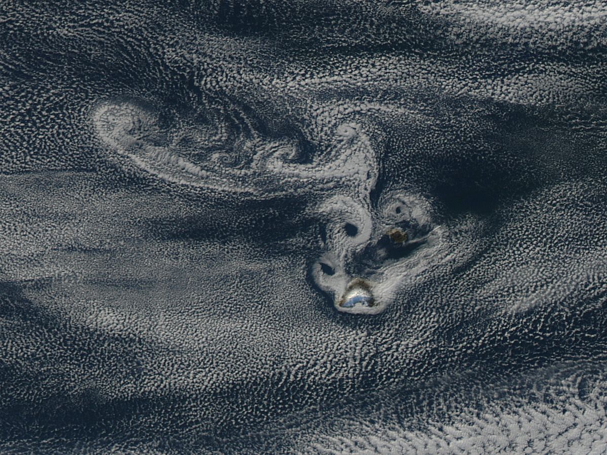 Cloud vortices off Prince Edward Islands, south Indian Ocean - related image preview