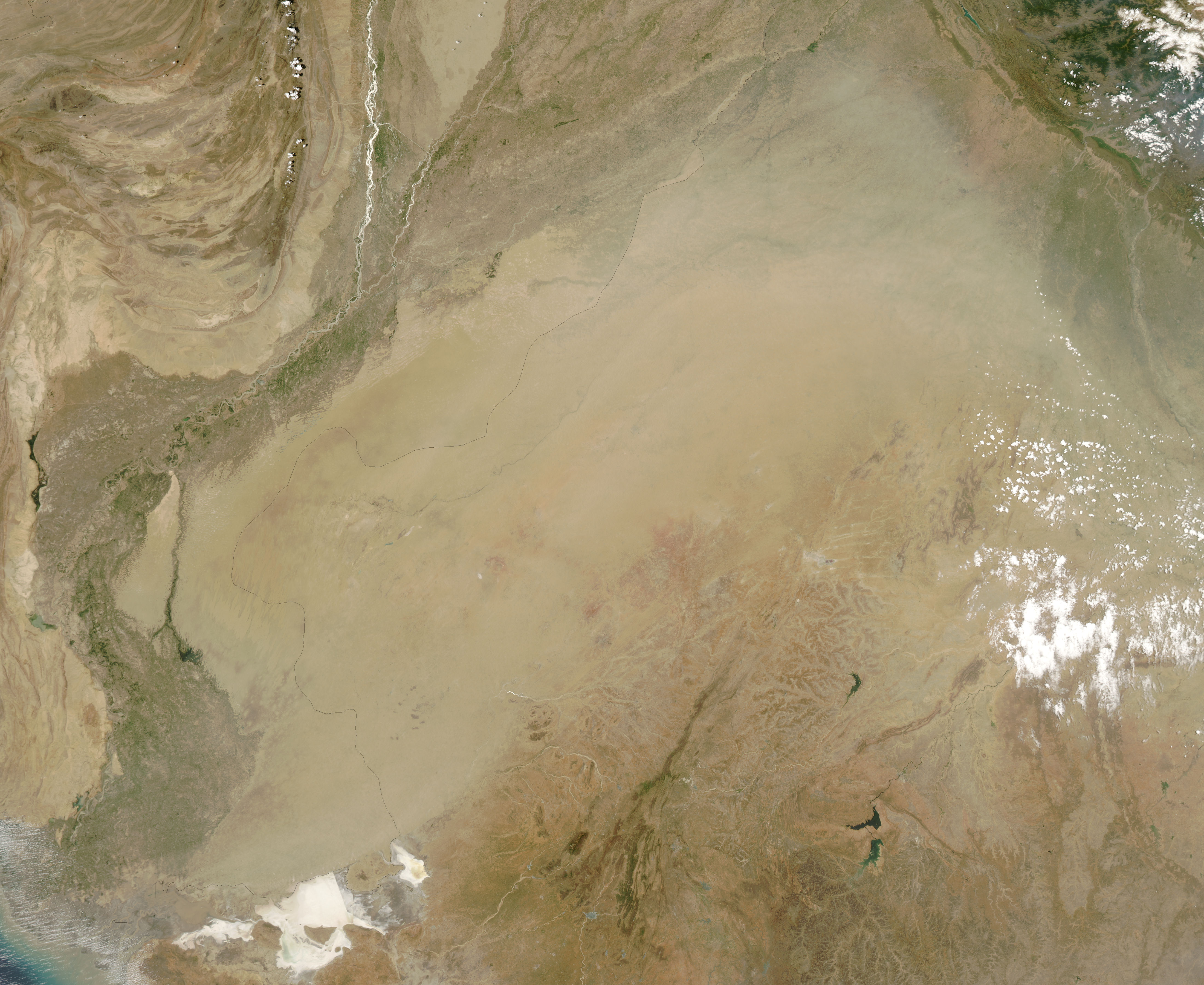 Dust storm in India and Pakistan - related image preview