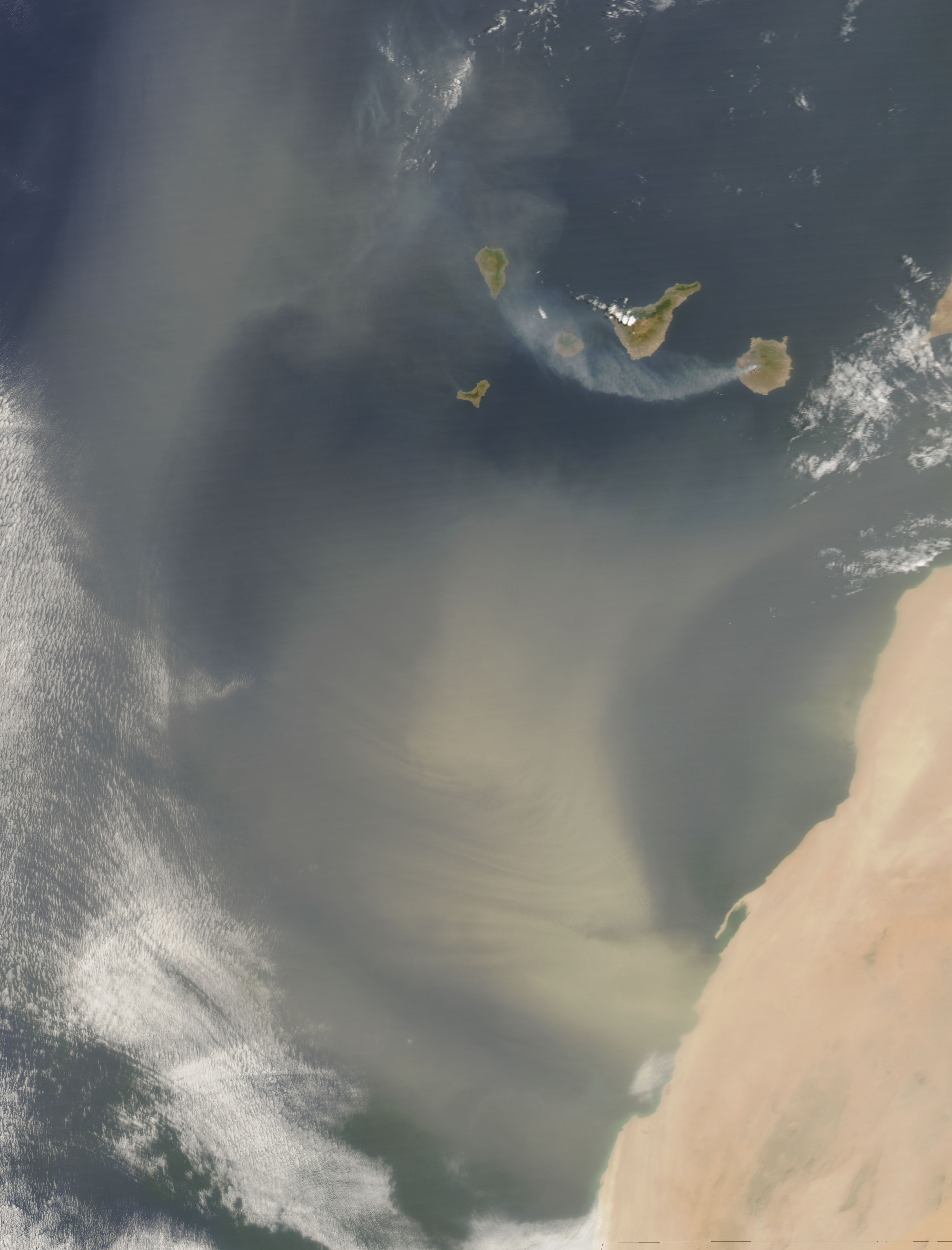 Dust storm off West Africa - related image preview