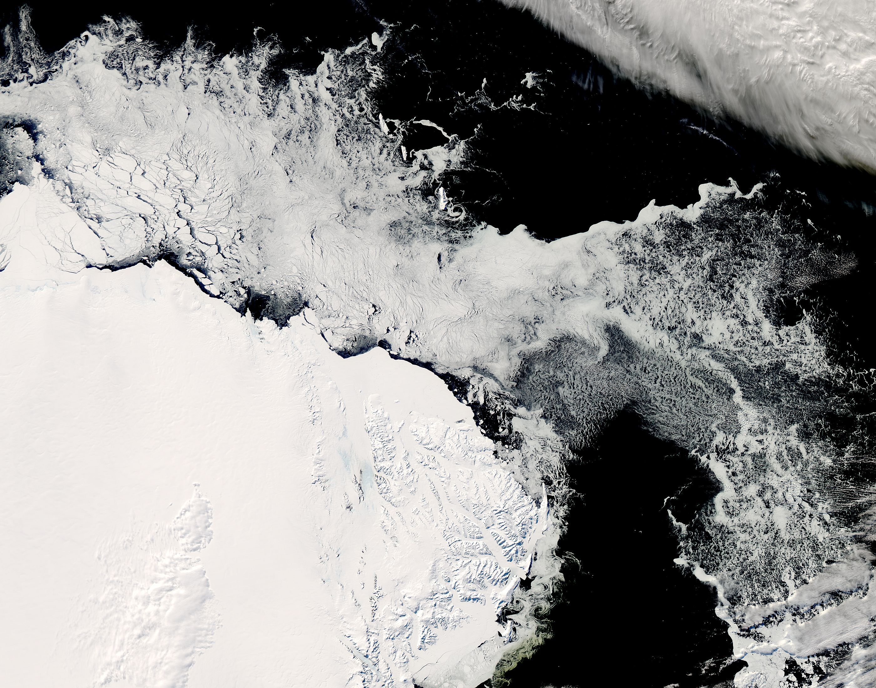 Sea ice off Antarctica - related image preview