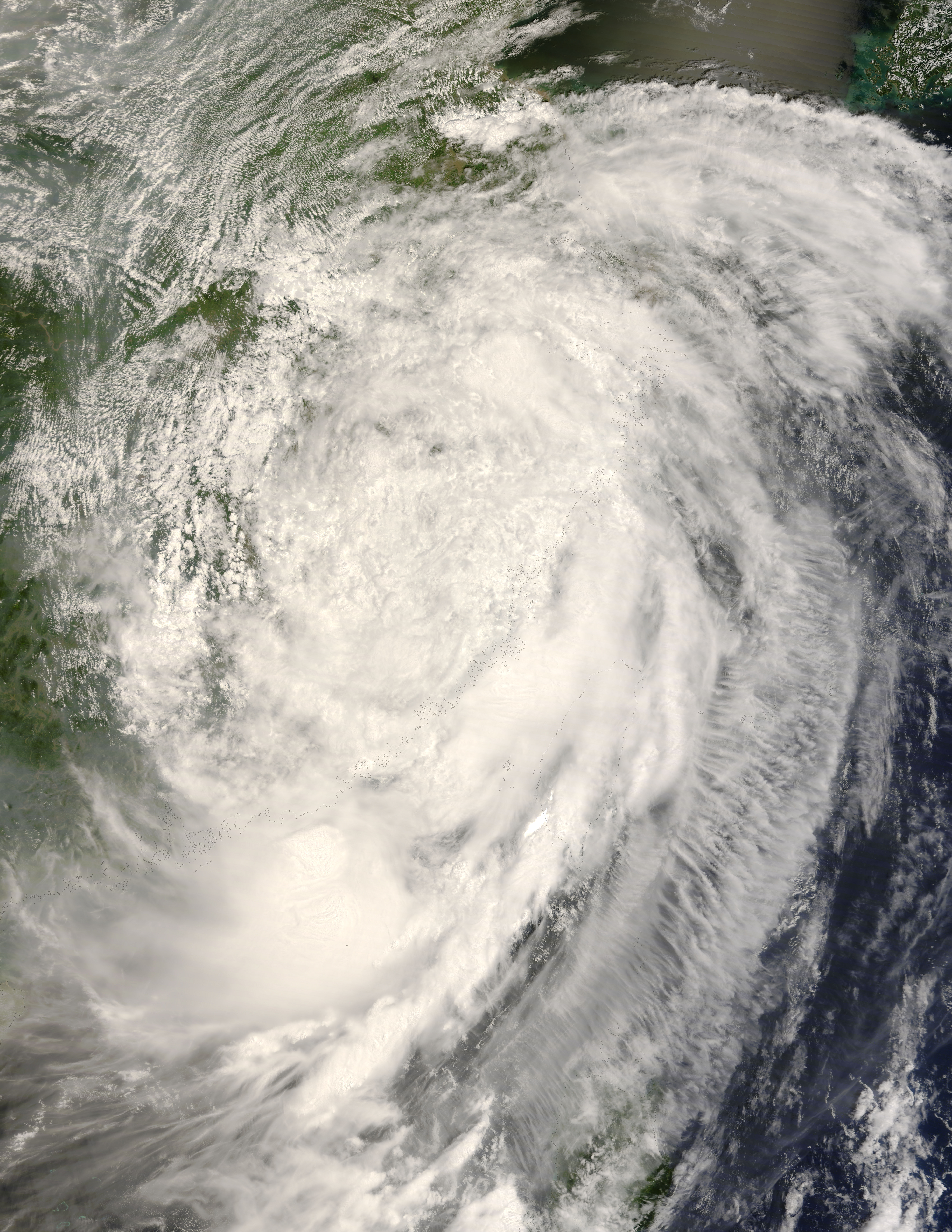 Tropical Storm Fung-wong (09W) over China - related image preview