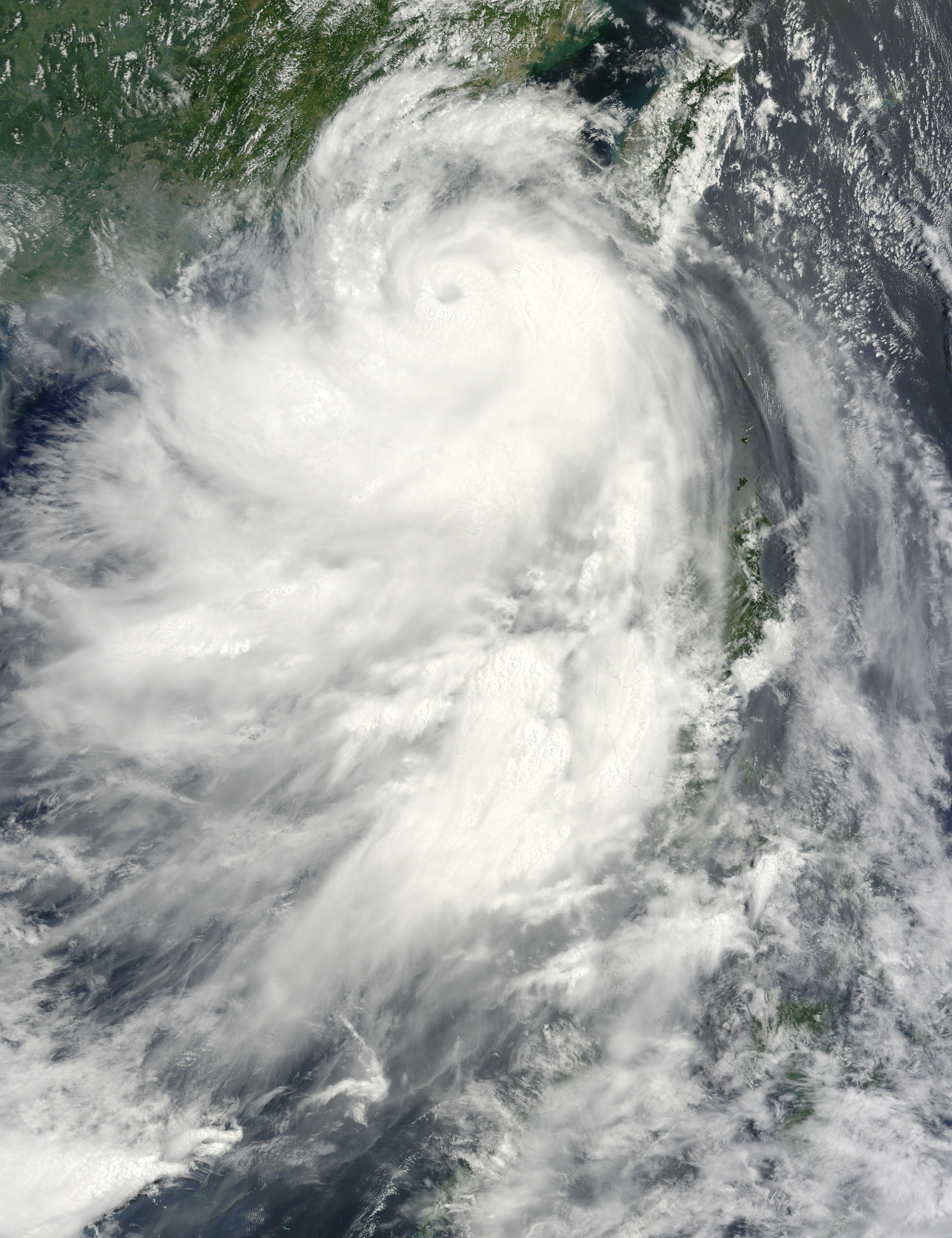 Typhoon Molave approaching China - related image preview