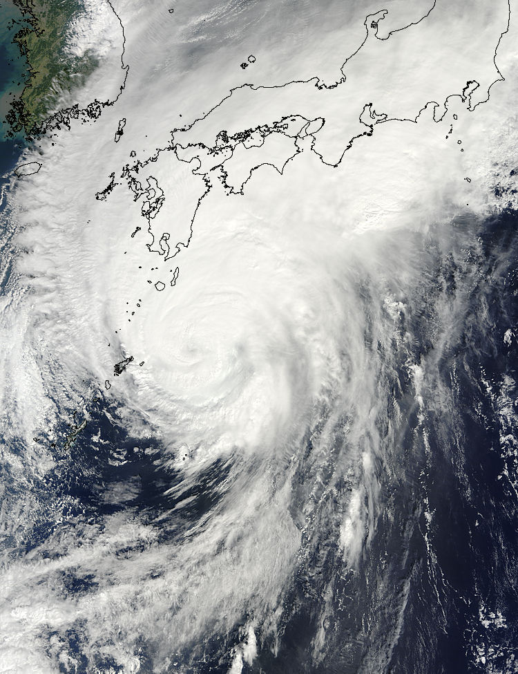 Typhoon Melor (20W) approaching Japan - related image preview